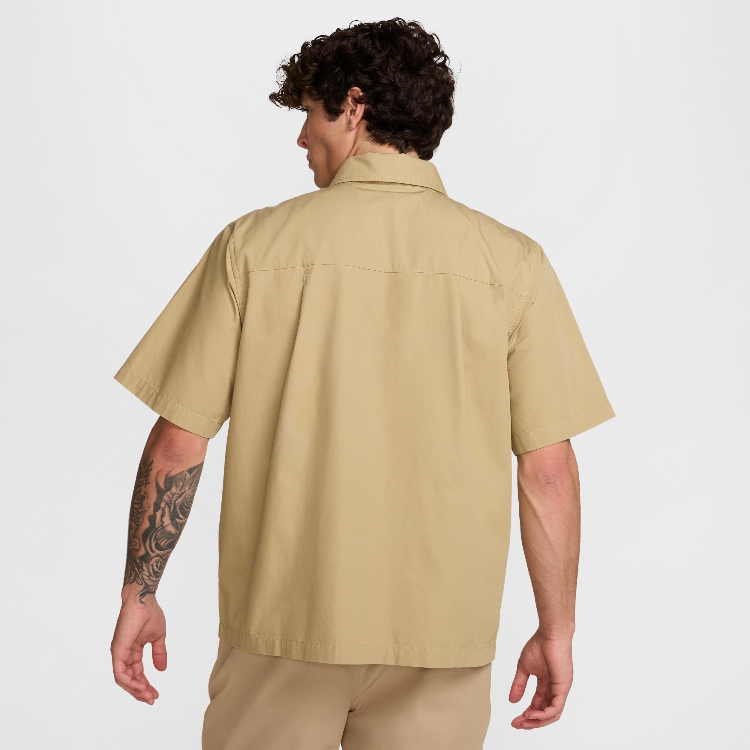 Nike Men's Club Short-Sleeve Button-Down Shirt Product Image