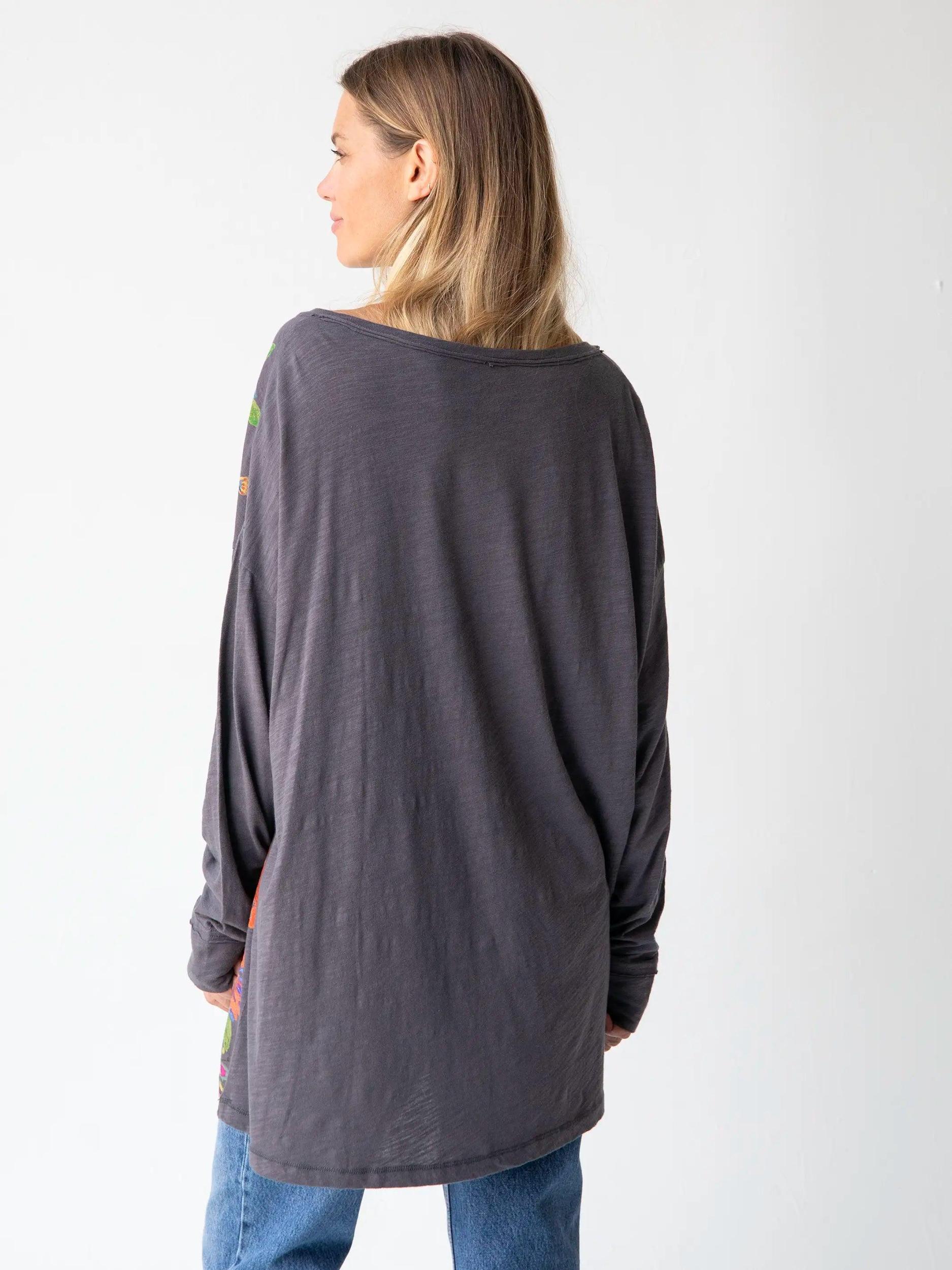 One Size Cotton Long Sleeve Easy V-Neck Tee - Charcoal Floral Product Image
