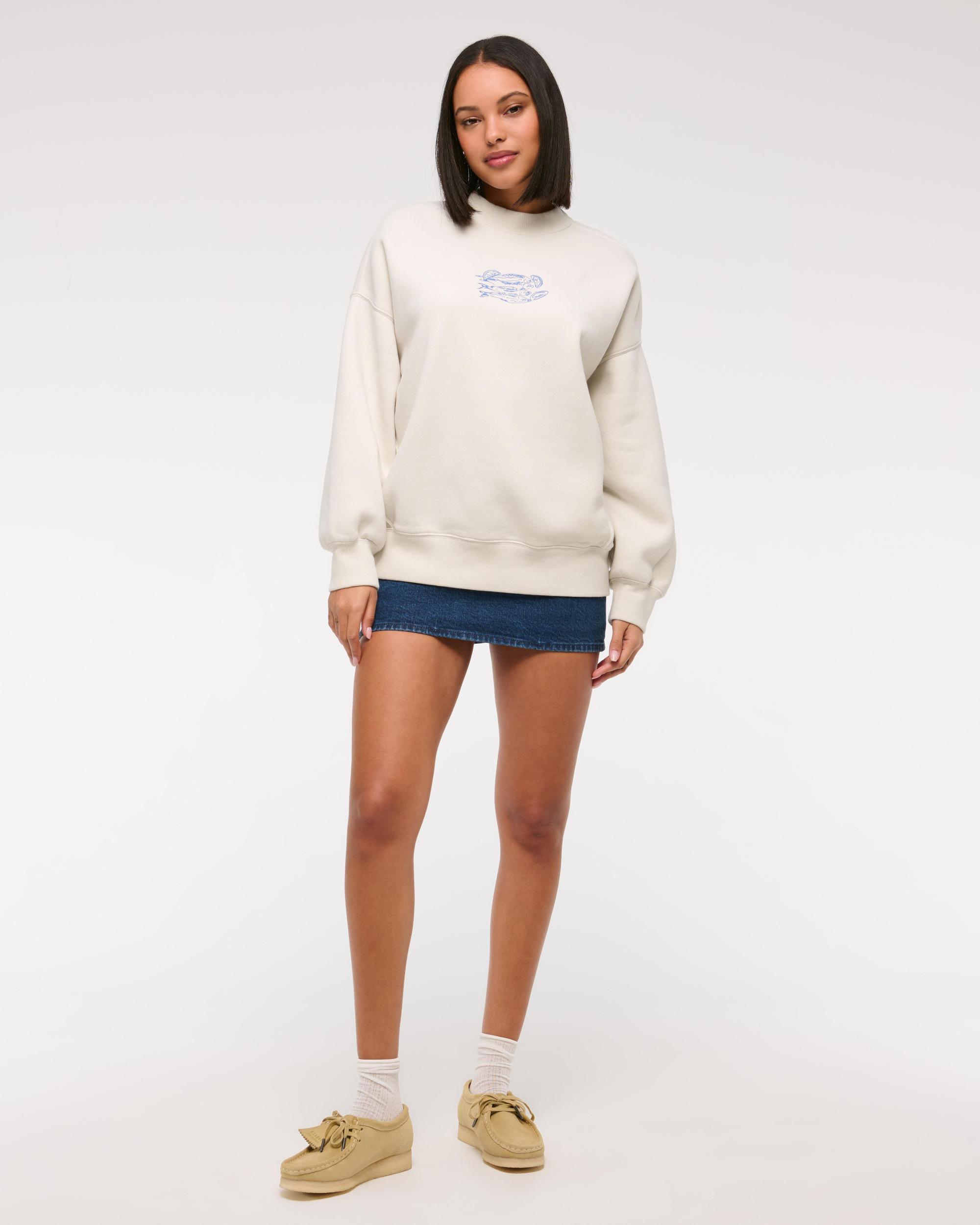 Beach Graphic Oversized Sunday Crew Product Image