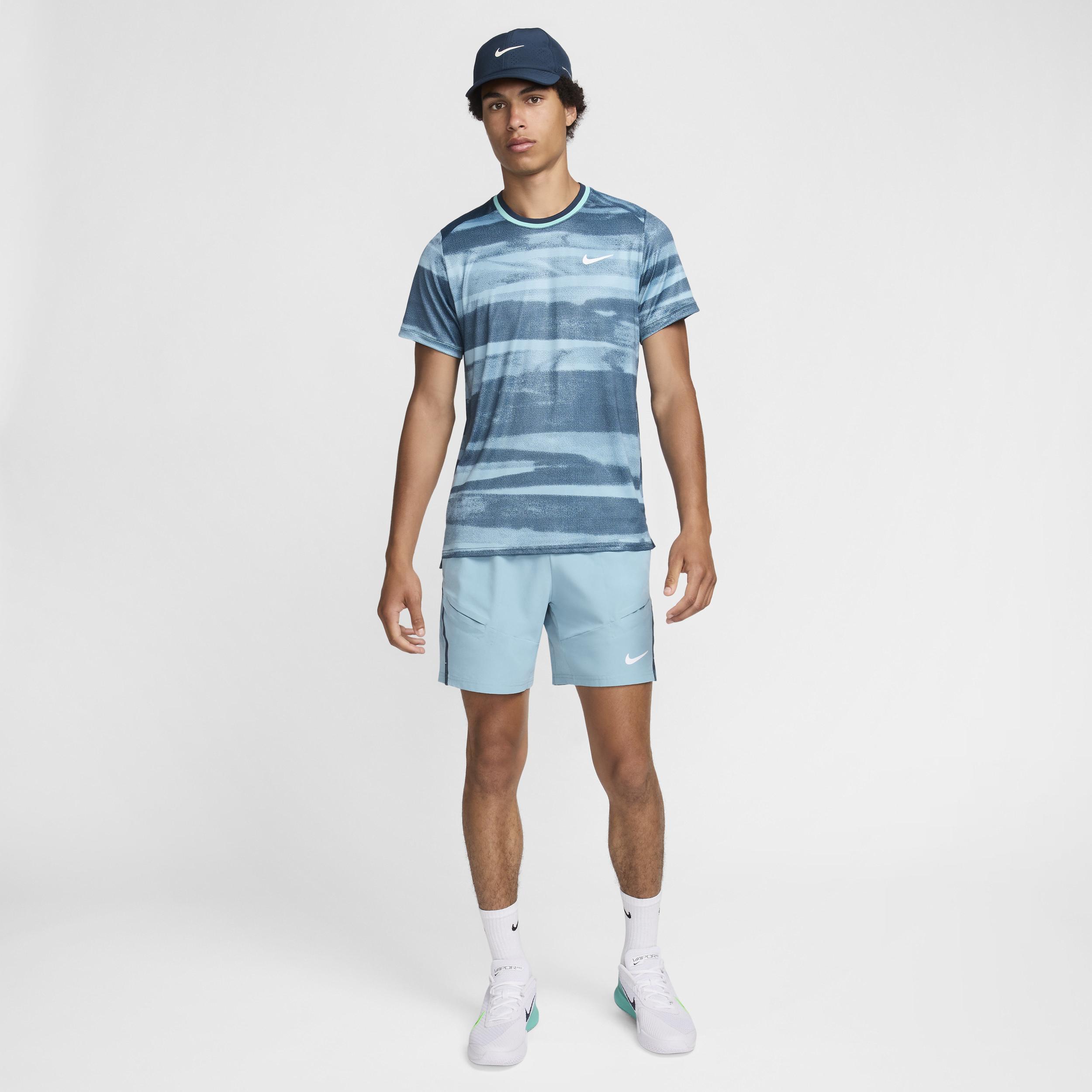 NikeCourt Advantage Men's Dri-FIT Tennis Top Product Image