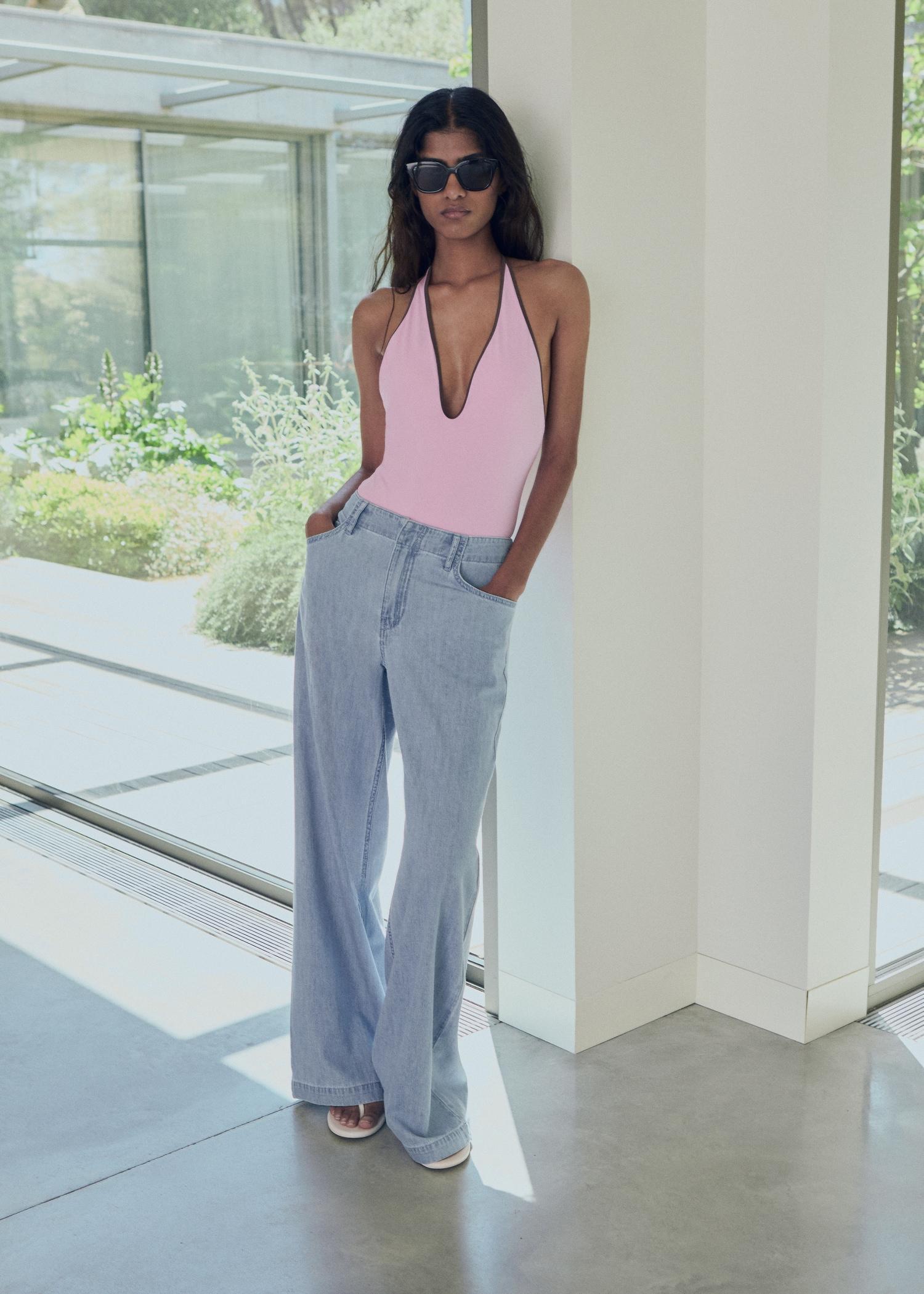 Mid-rise wide leg denim pants - Women | MANGO USA Product Image