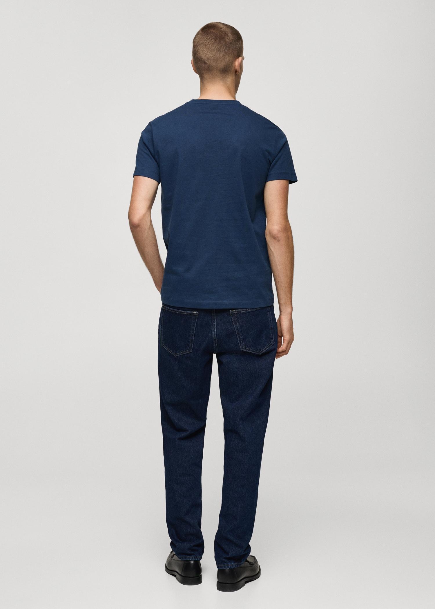 100% cotton slim-fit t-shirt - Men | MANGO USA Product Image