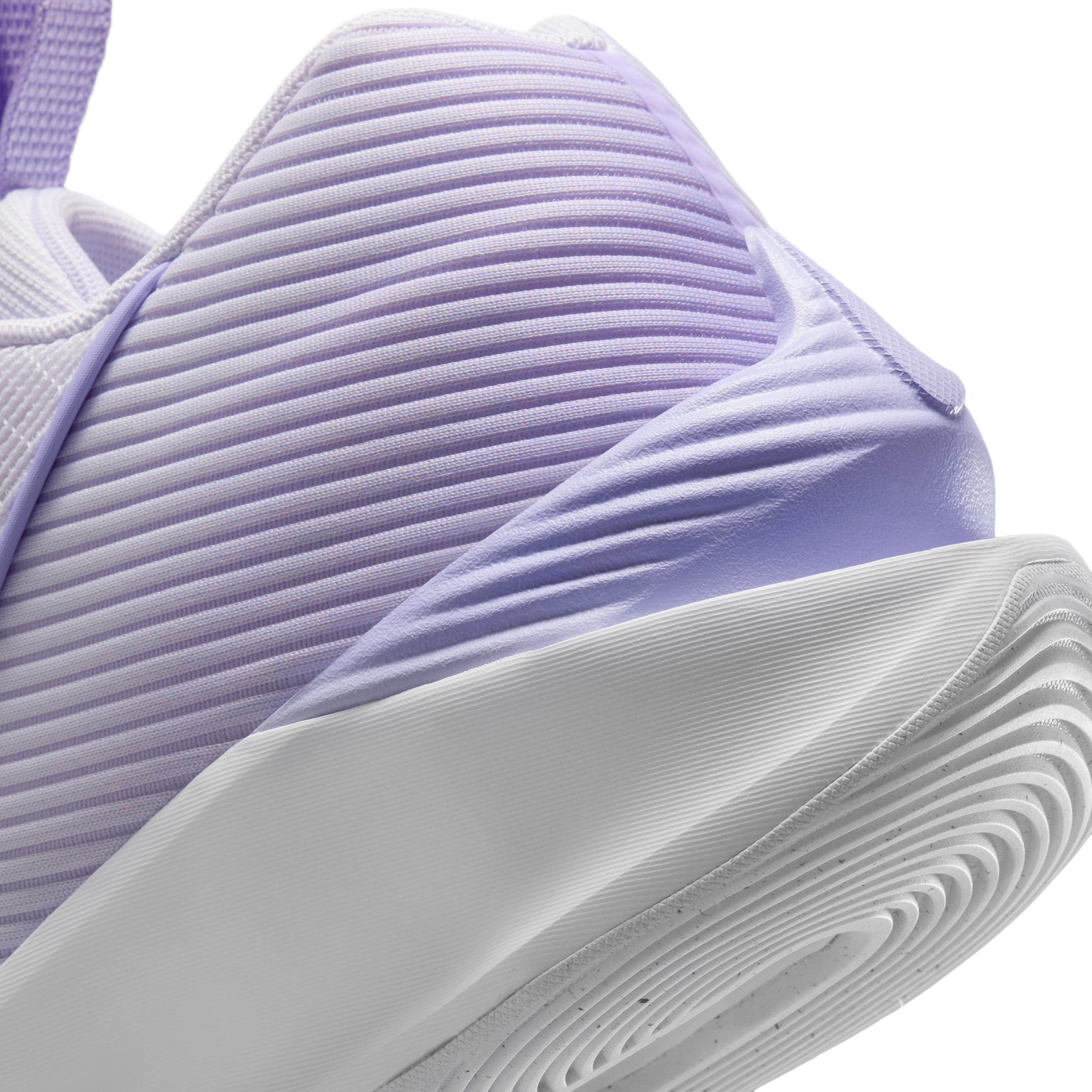 Nike G.T. Jump Academy Basketball Shoes Product Image