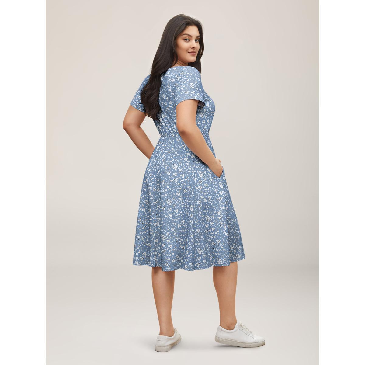 Plus Size Ditsy Floral Elastic Waist Knot Drawstring Dress LightBlue Women Casual Non V-neck Short sleeve Curvy Midi Dress BloomChic 12/L Product Image