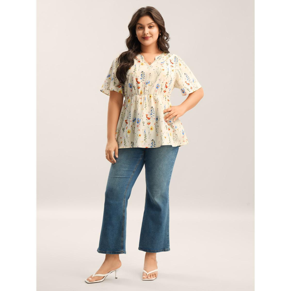 Plus Size Beige Branch Floral Print Notched Collar Blouse Women Short sleeve Notched collar Everyday-Elegant Blouses BloomChic 14-16/1X Product Image