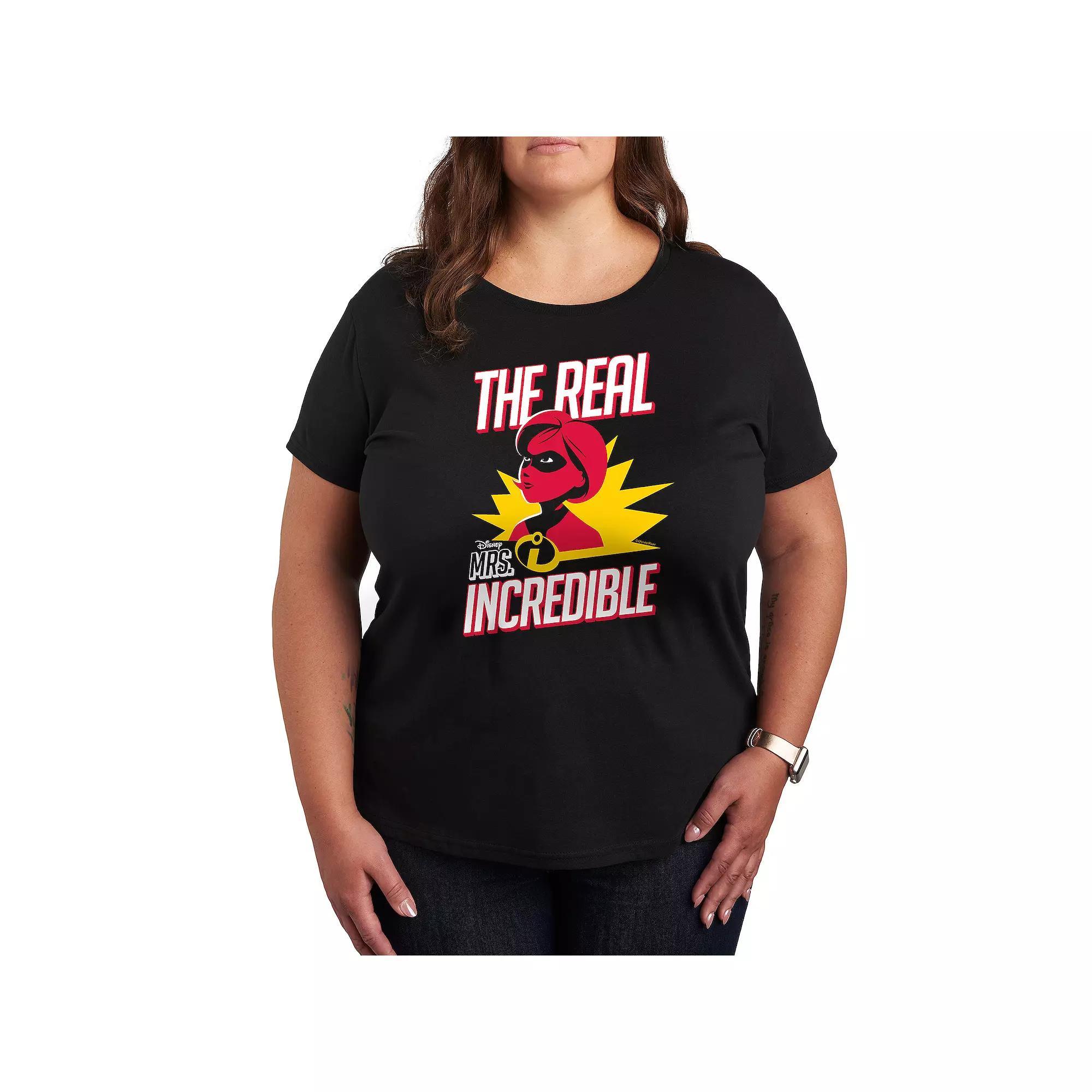 Plus Friends Christmas Wreath Graphic Tee, Womens Product Image