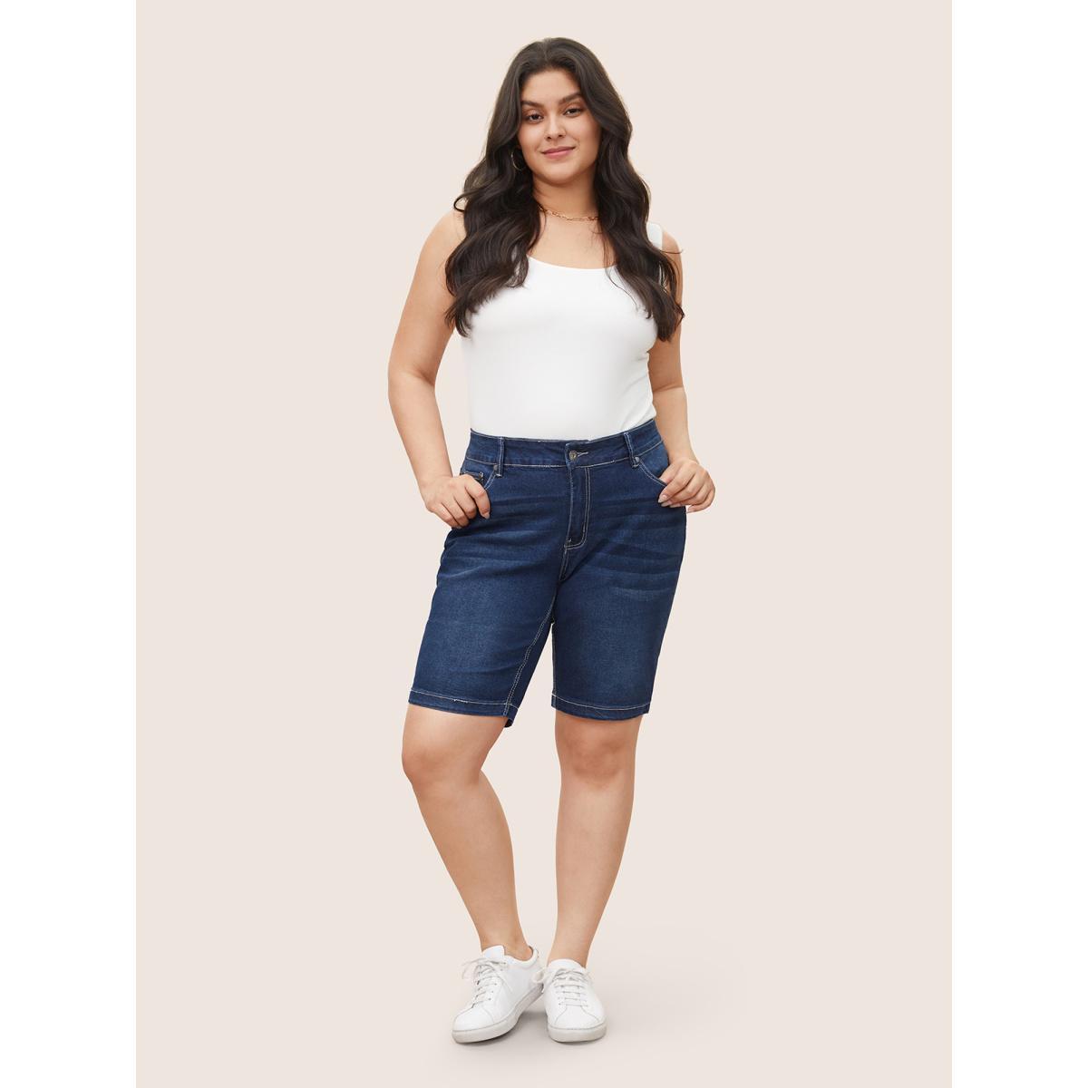 Plus Size Very Stretchy High Rise Dark Wash Denim Shorts Women Indigo Casual Plain High stretch Slanted pocket Jeans BloomChic 20/2X Product Image