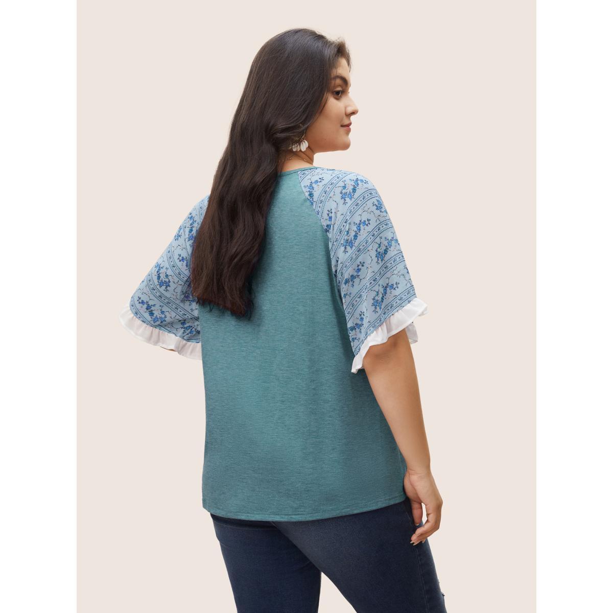 Plus Size Ditsy Floral Patchwork Frill Trim Raglan Sleeve T-shirt Cerulean Women Elegant Contrast Ditsy Floral V-neck Everyday T-shirts BloomChic 26/4X Product Image