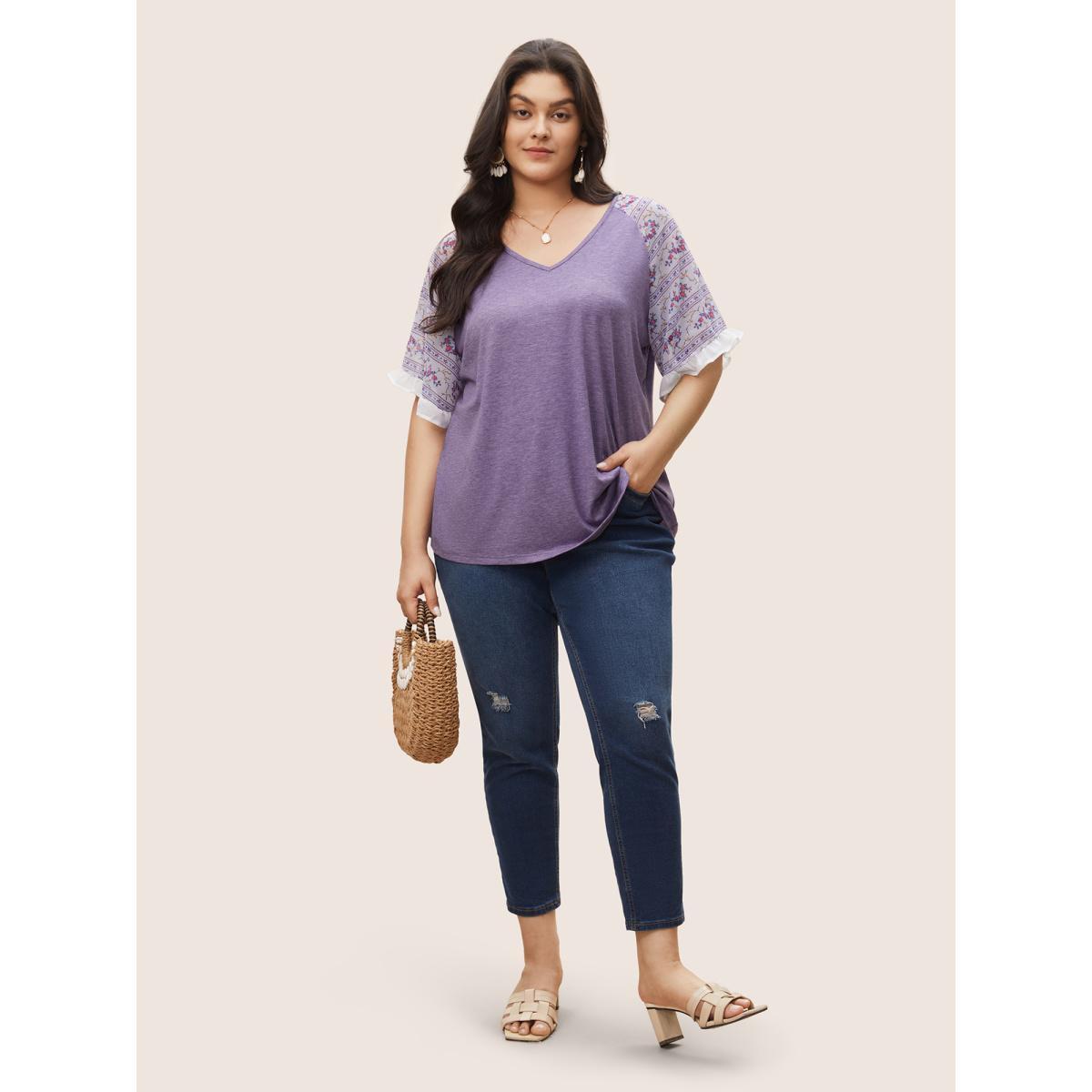 Plus Size Ditsy Floral Patchwork Frill Trim Raglan Sleeve T-shirt Purple Women Elegant Contrast Ditsy Floral V-neck Everyday T-shirts BloomChic 22-24/3X Product Image