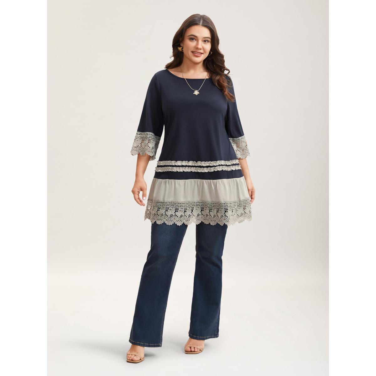 Plus Size Lace Panel Color Contrast Tunic T-Shirt Navy Women Elegant Woven ribbon&lace trim Boat Neck Loose Everyday T-shirts BloomChic 22-24/3X Product Image