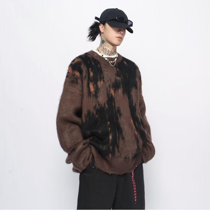 Crew Neck Patterned Sweater Product Image