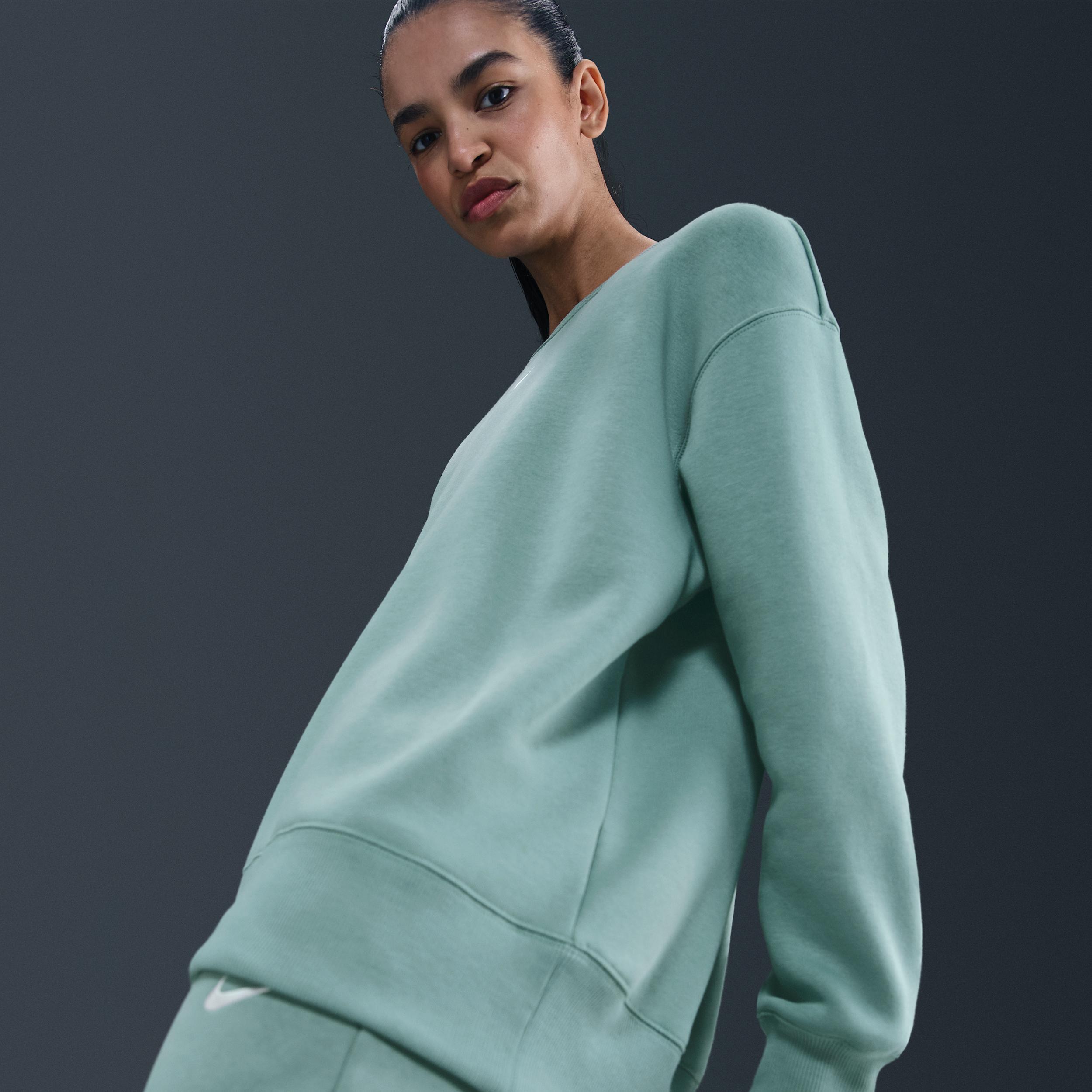 Women's Nike Sportswear Phoenix Fleece Oversized Crew-Neck Sweatshirt Product Image