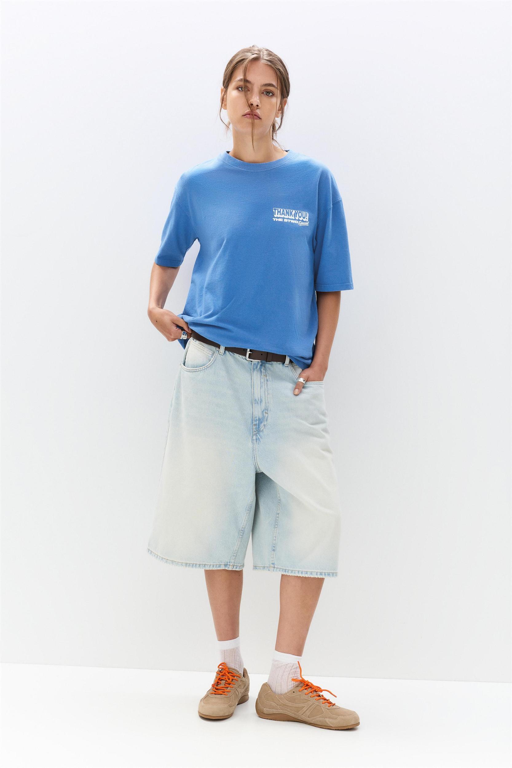 STWD burger T-shirt Product Image