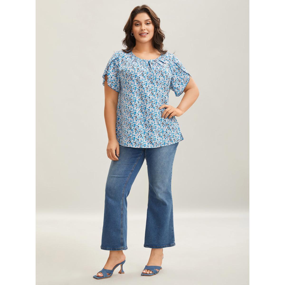 Plus Size Skyblue Floral Print Petal Sleeve Pleated Neck Blouse Women Short sleeve Round Neck Everyday-Elegant Blouses BloomChic 22-24/3X Product Image