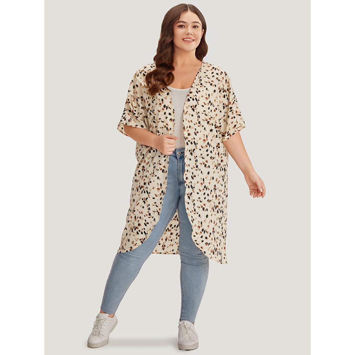 Plus Size Allover Print Open Front Dolman Sleeve Kimono Women Ivory Casual Scalloped Dailywear Kimonos BloomChic 22-24/3X Product Image