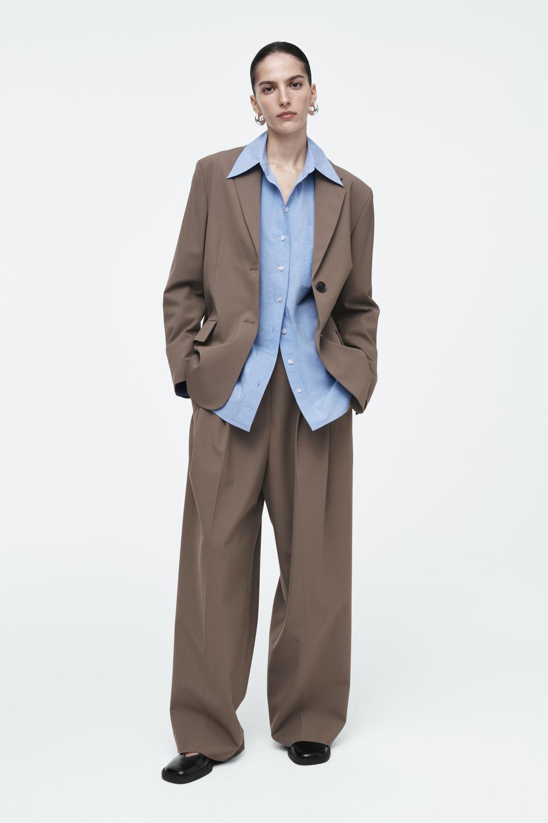 RELAXED SINGLE-BREASTED WOOL-BLEND BLAZER Product Image