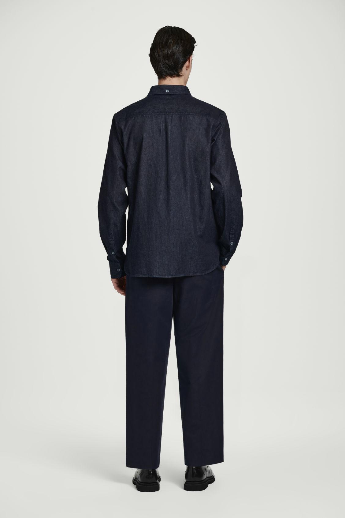 CHAMBRAY SHIRT Product Image