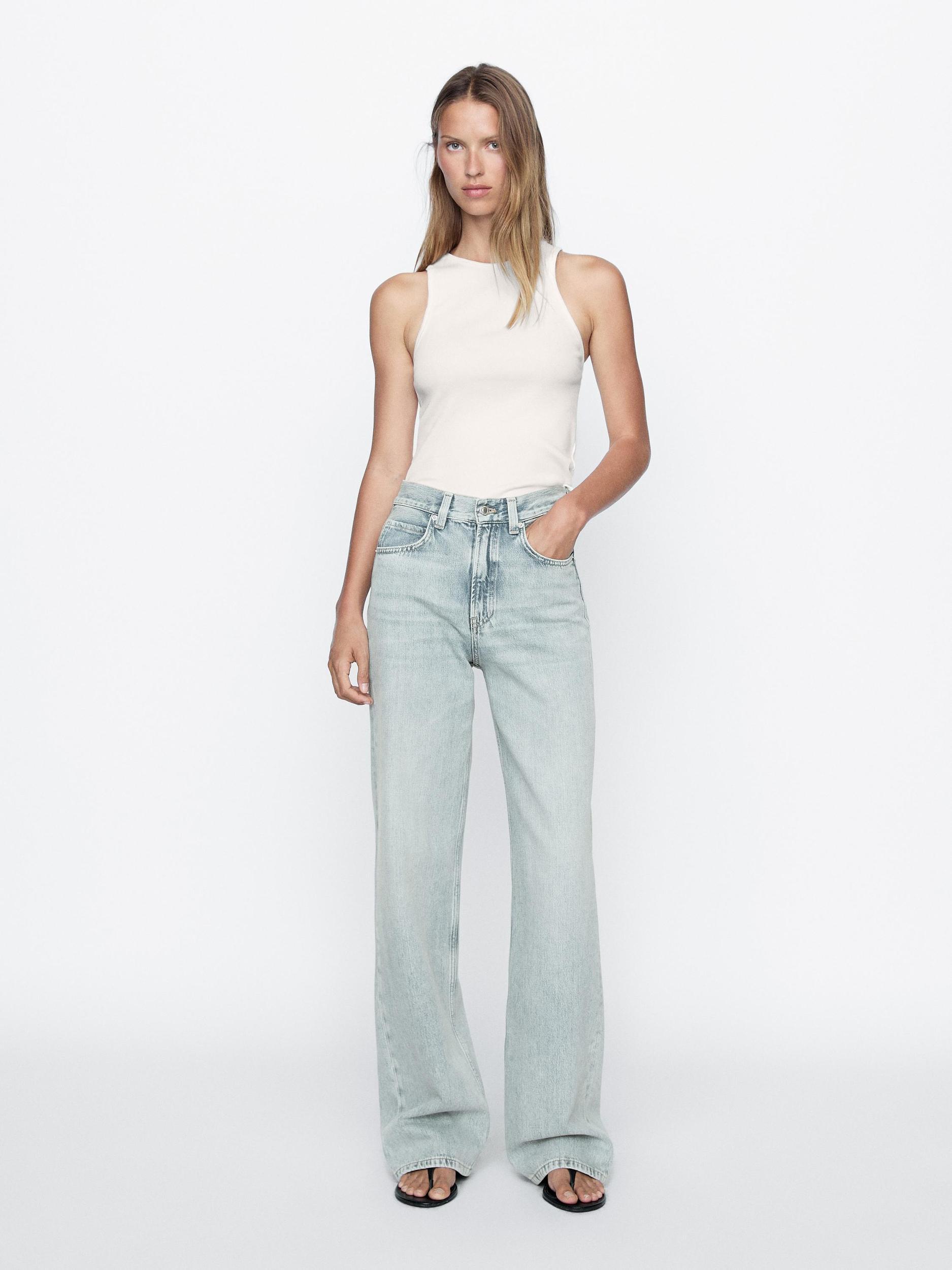 High-waist wide-leg jeans Product Image