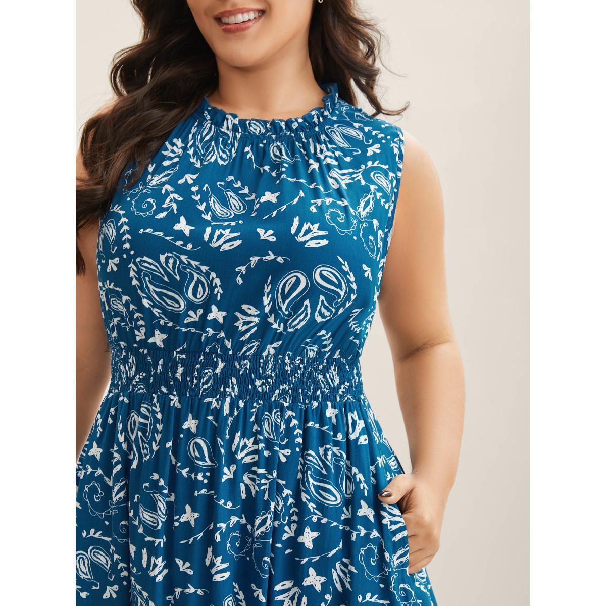 Plus Size Paisley Print Shirred Sleeveless Midi Dress Mediumblue Women Round Neck Sleeveless Curvy BloomChic 28/5X Product Image