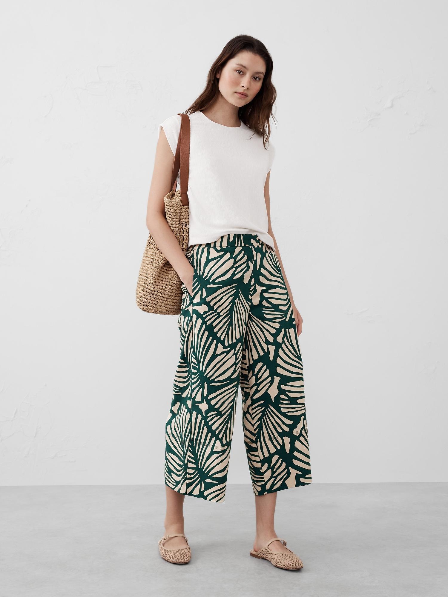 Wide-Leg Linen-Blend Cropped Pull-On Pant Product Image