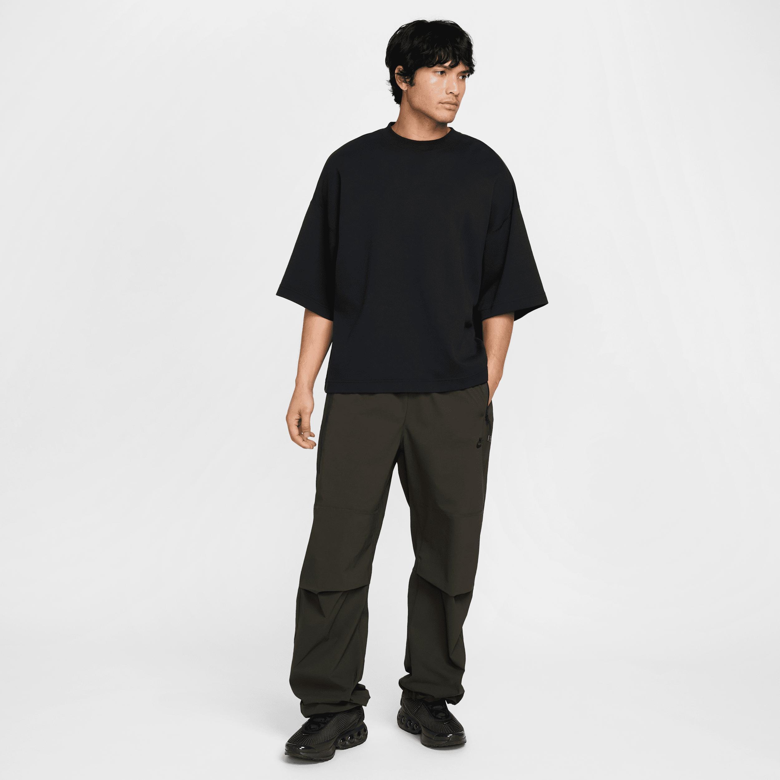 Nike Men's Tech Woven Oversized Pants Product Image