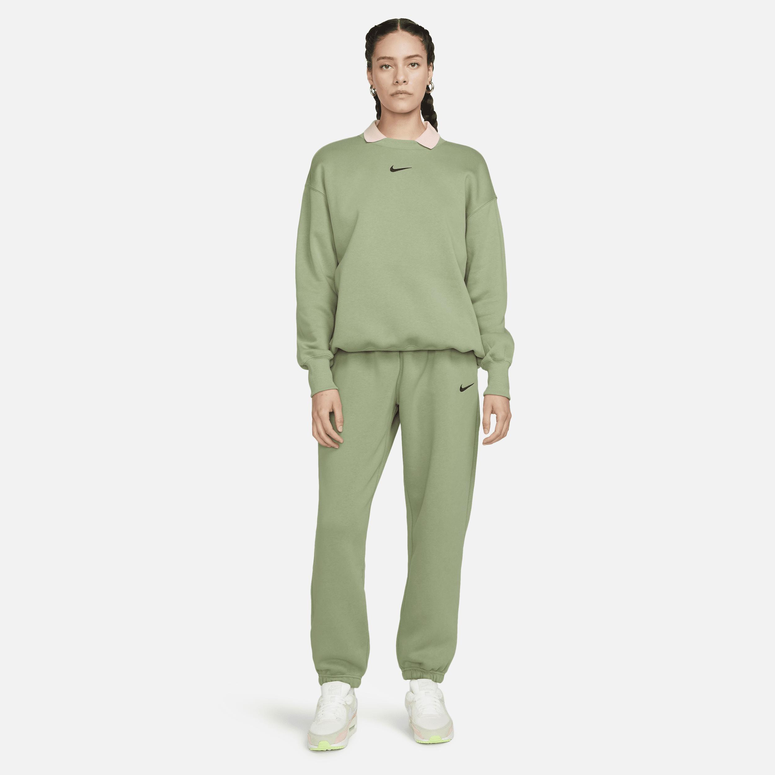 Nike Womens Sportswear Phoenix Fleece Oversized Crewneck Sweatshirt Product Image