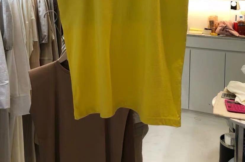 Crew Neck Plain Tank Top Product Image