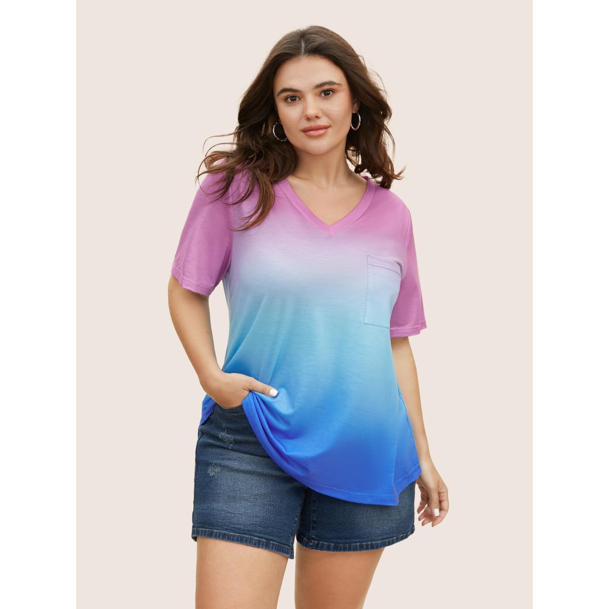 Plus Size Ombre Contrast Patched Pocket T-shirt Lilac Women Casual Non Ombre V-neck Everyday T-shirts BloomChic 22-24/3X Product Image