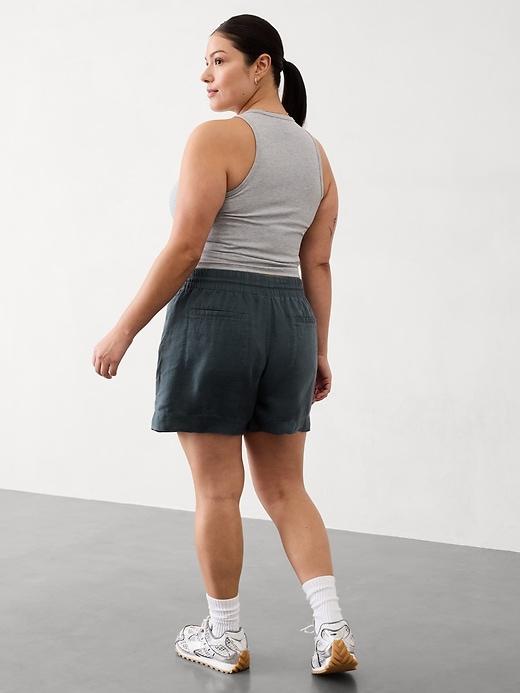 Retreat Linen Mid Rise Short Product Image