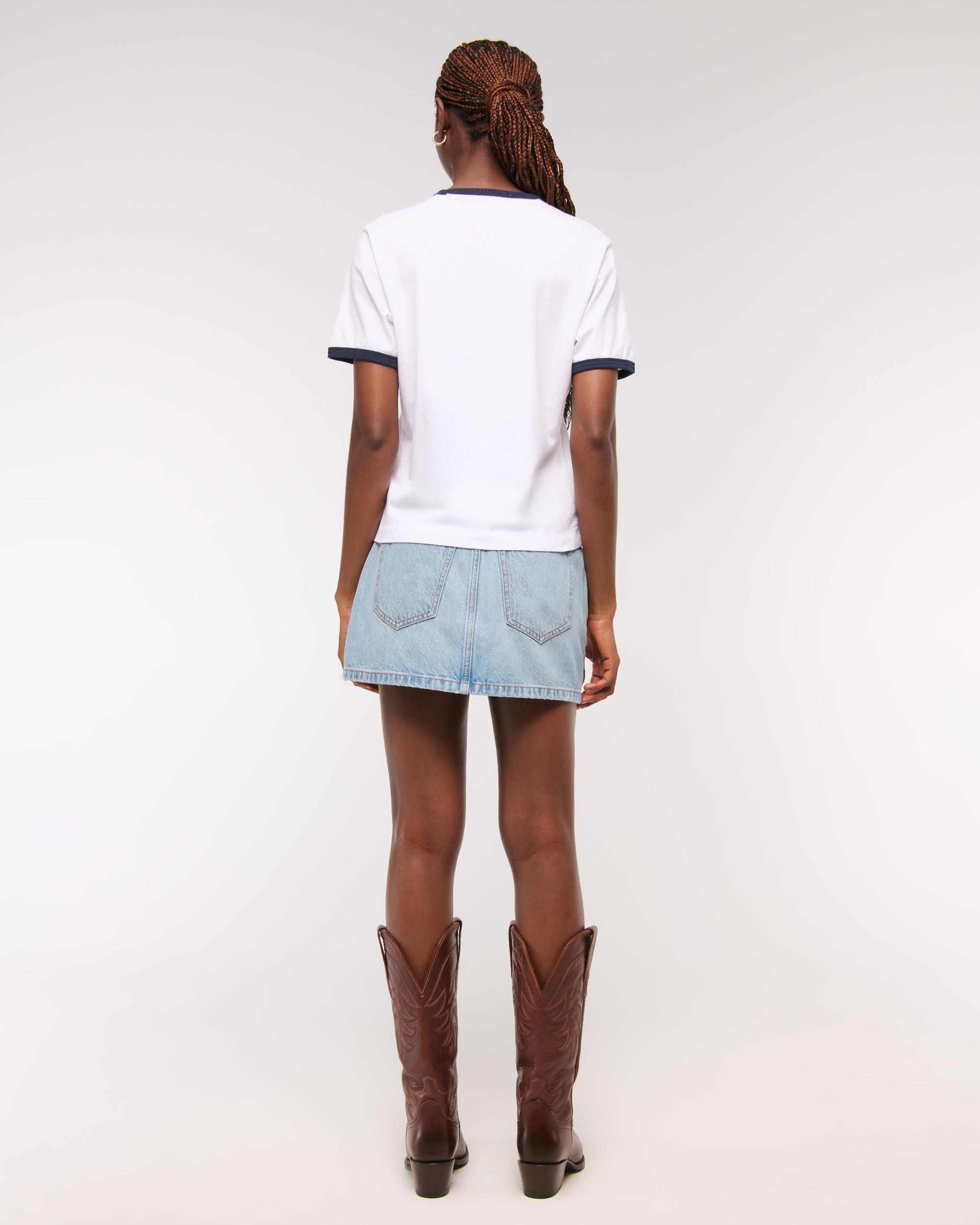 Short-Sleeve Pabst Blue Ribbon Graphic Relaxed Tee Product Image