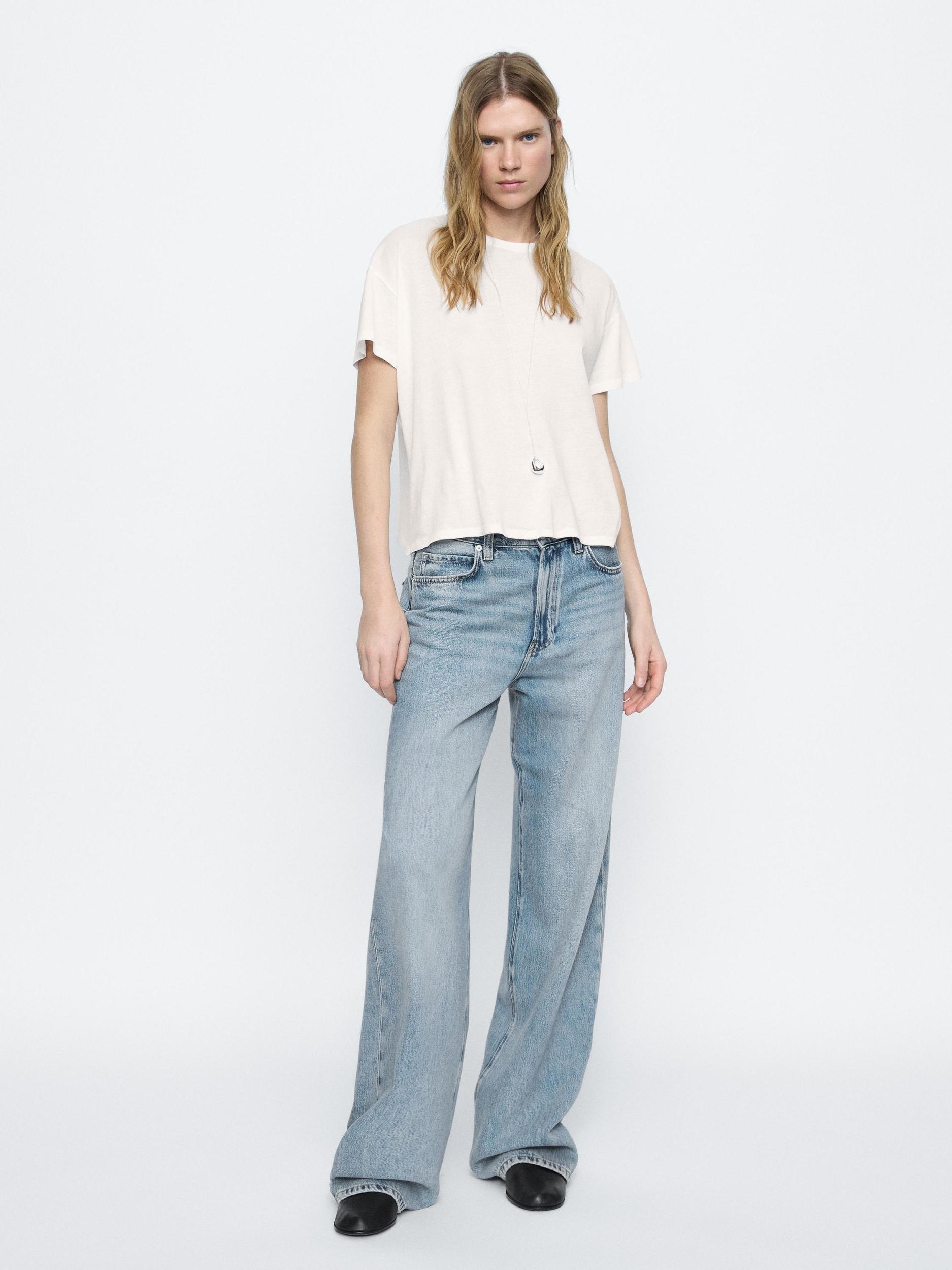 High-waist wide-leg jeans Product Image