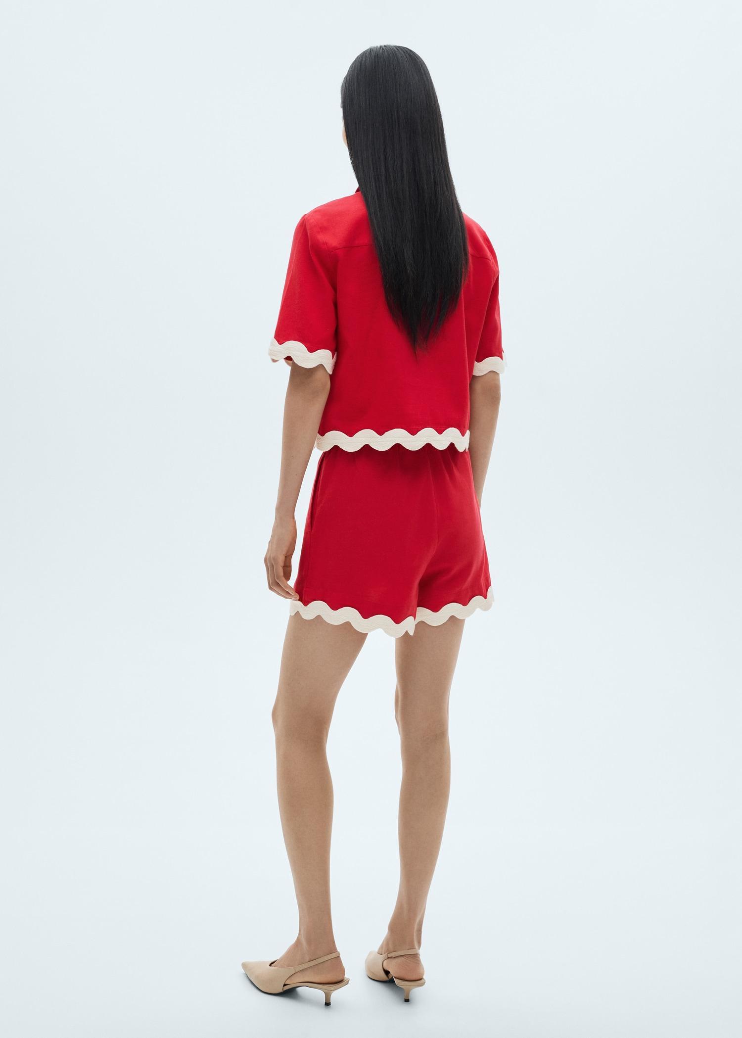 Cotton shorts with contrasting trim - Women | MANGO USA Product Image