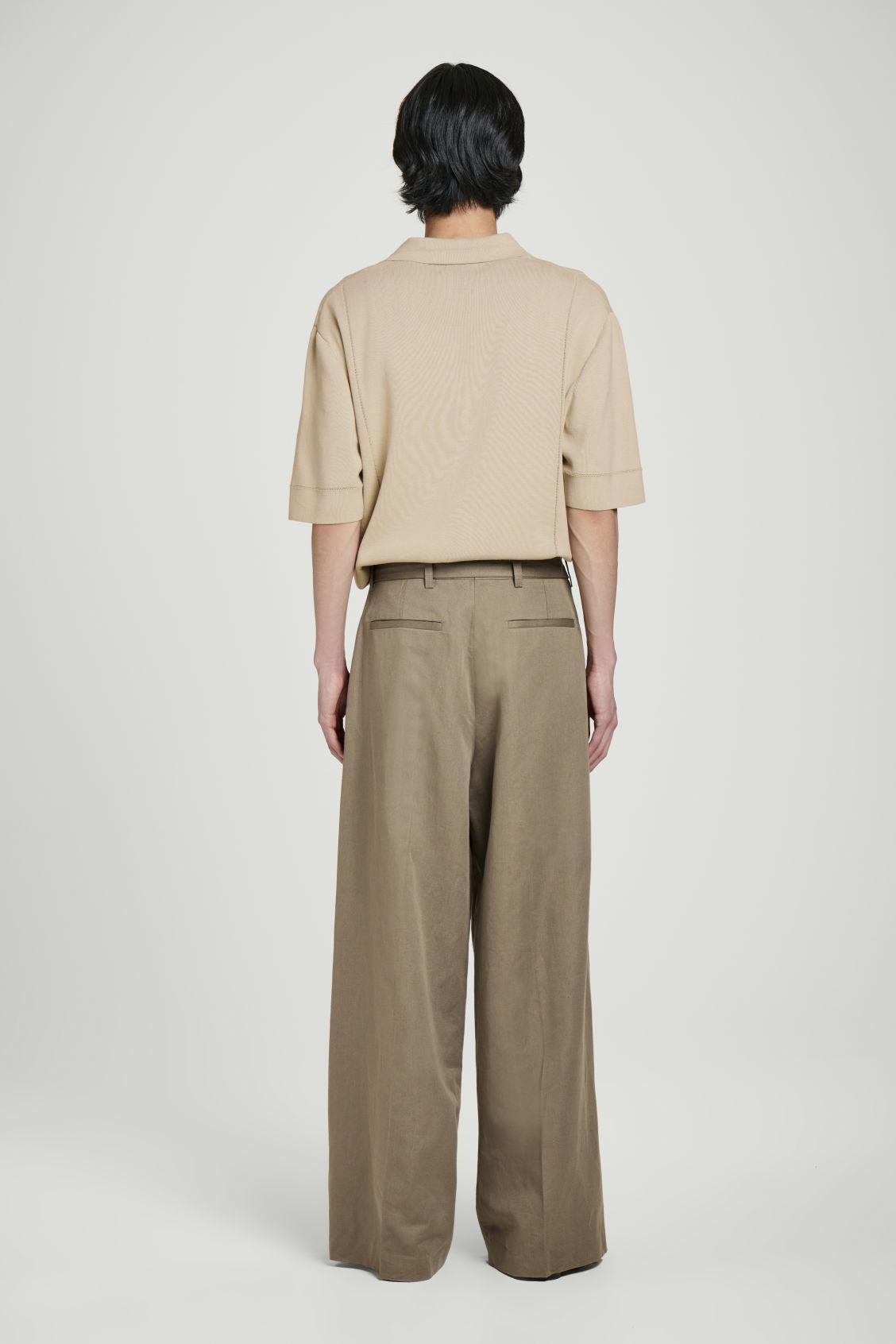 BELTED EXTRA WIDE-LEG PANTS Product Image