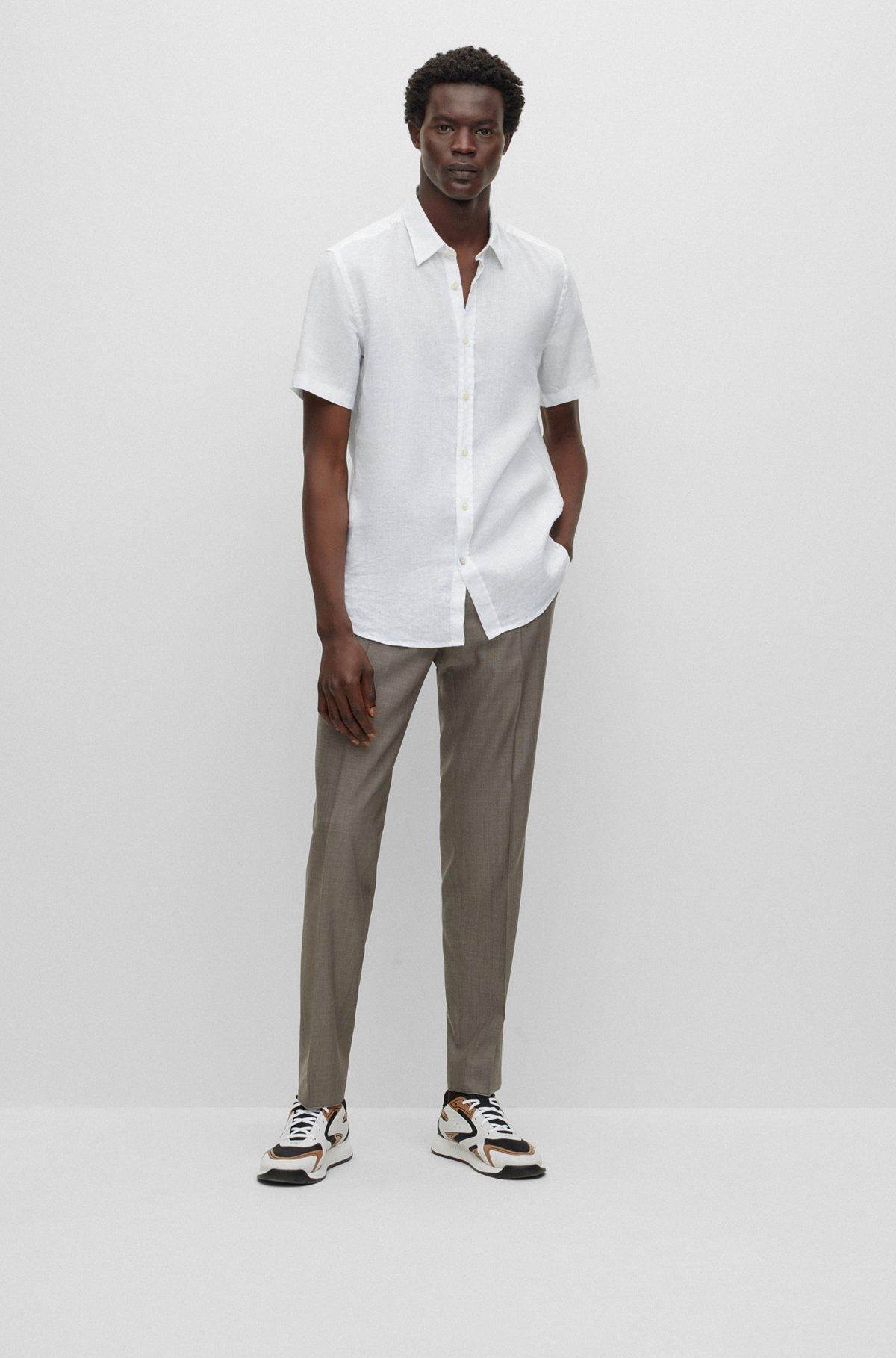 Slim-fit short-sleeved shirt in stretch-linen chambray Product Image