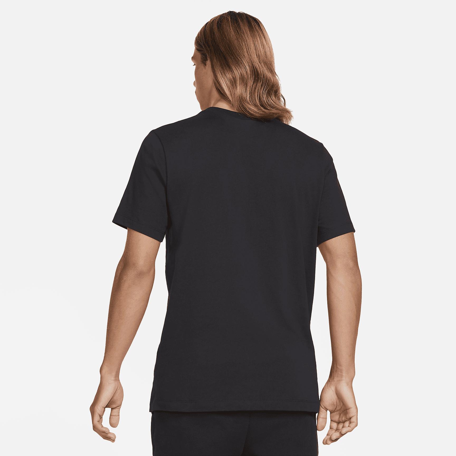 Nike Sportswear Swoosh Men's T-Shirt Product Image