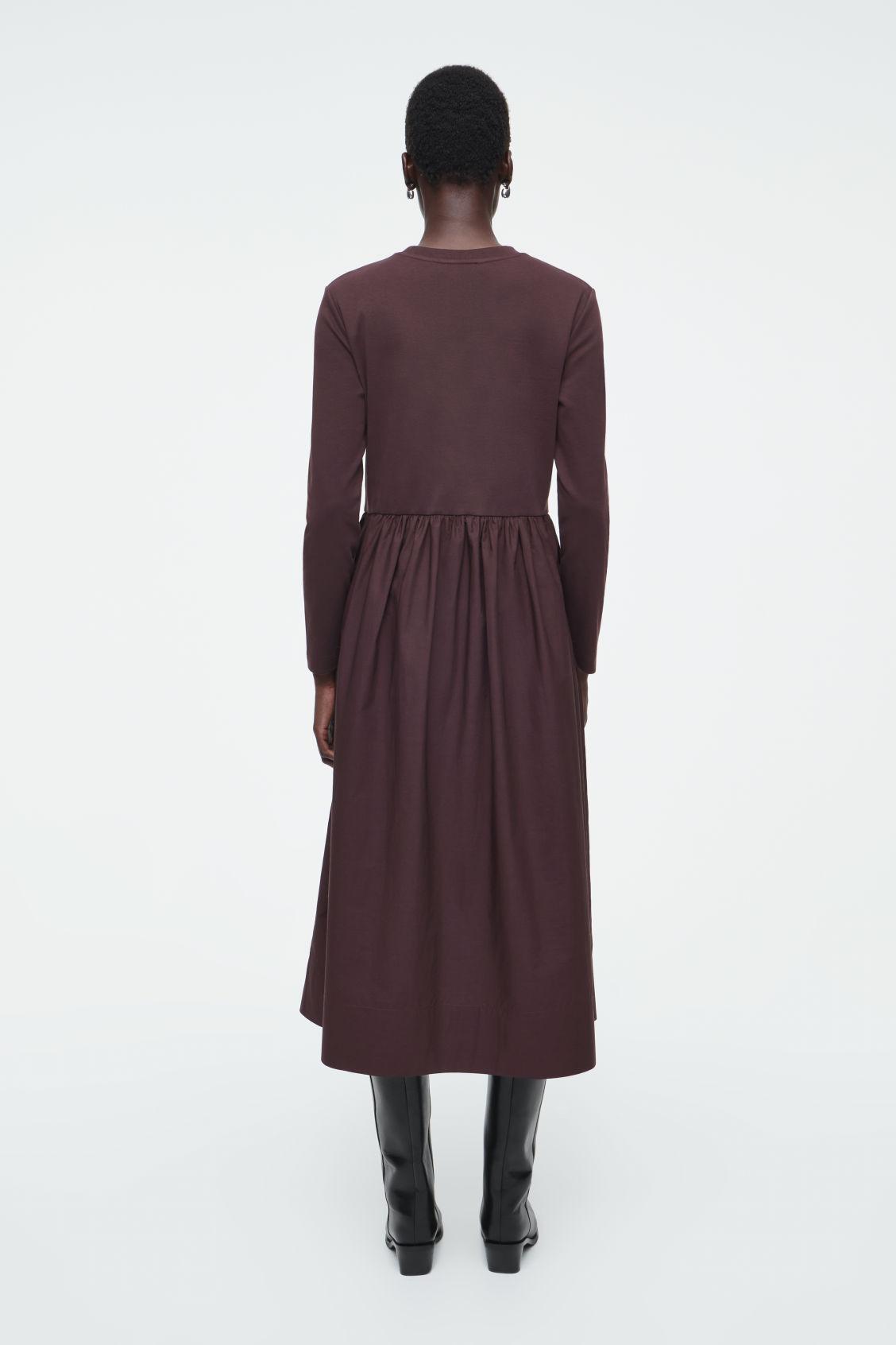 CONTRAST-PANEL LONG-SLEEVED MIDI DRESS Product Image