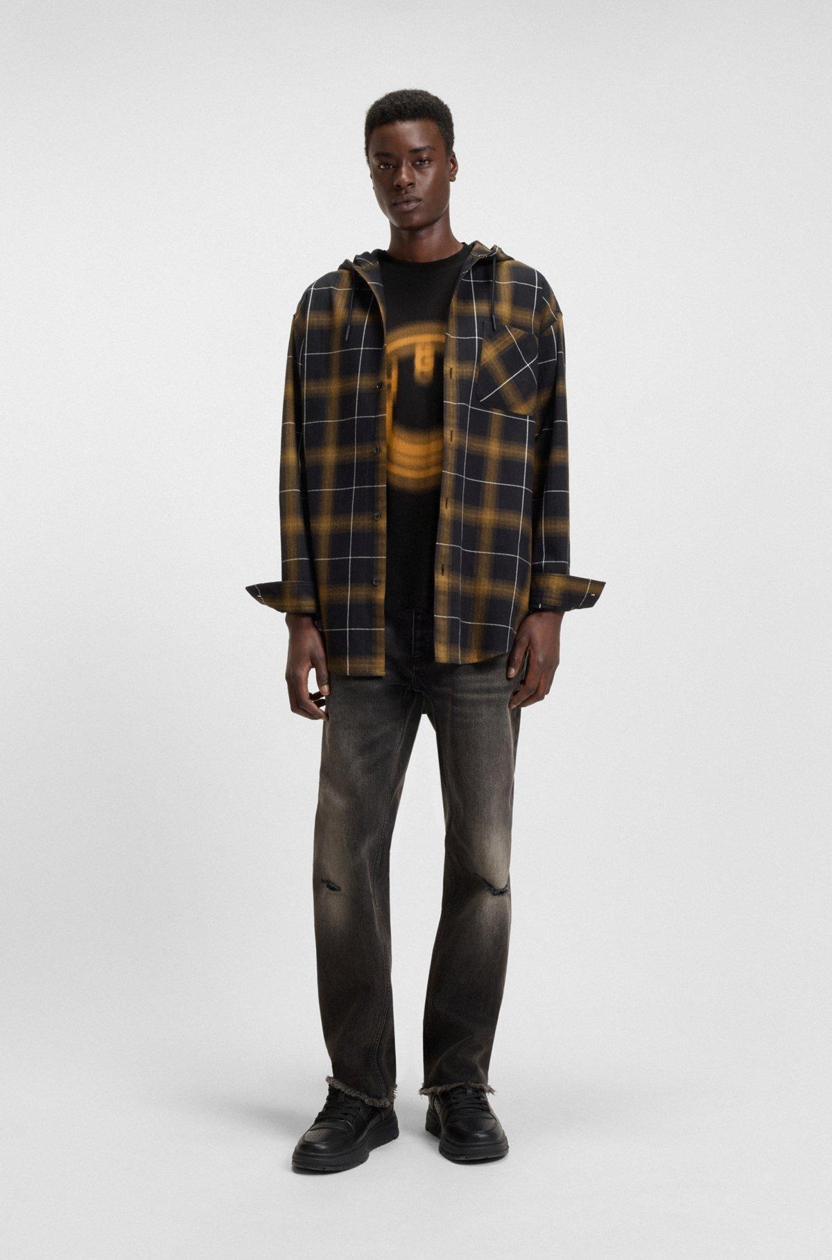 HUGO - All-gender T-shirt with blurred logo print - Black Product Image
