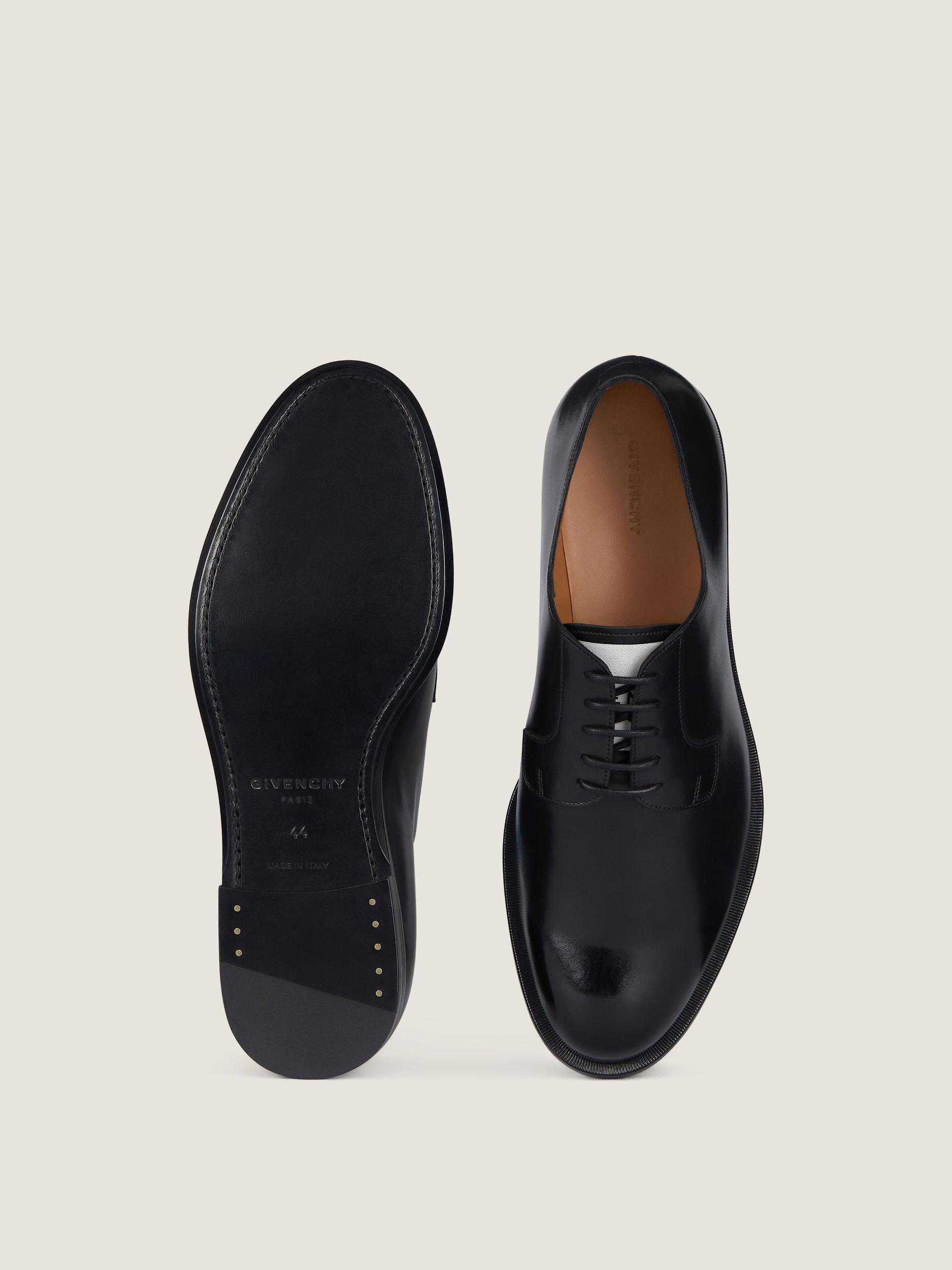 Label derbies in leather Product Image