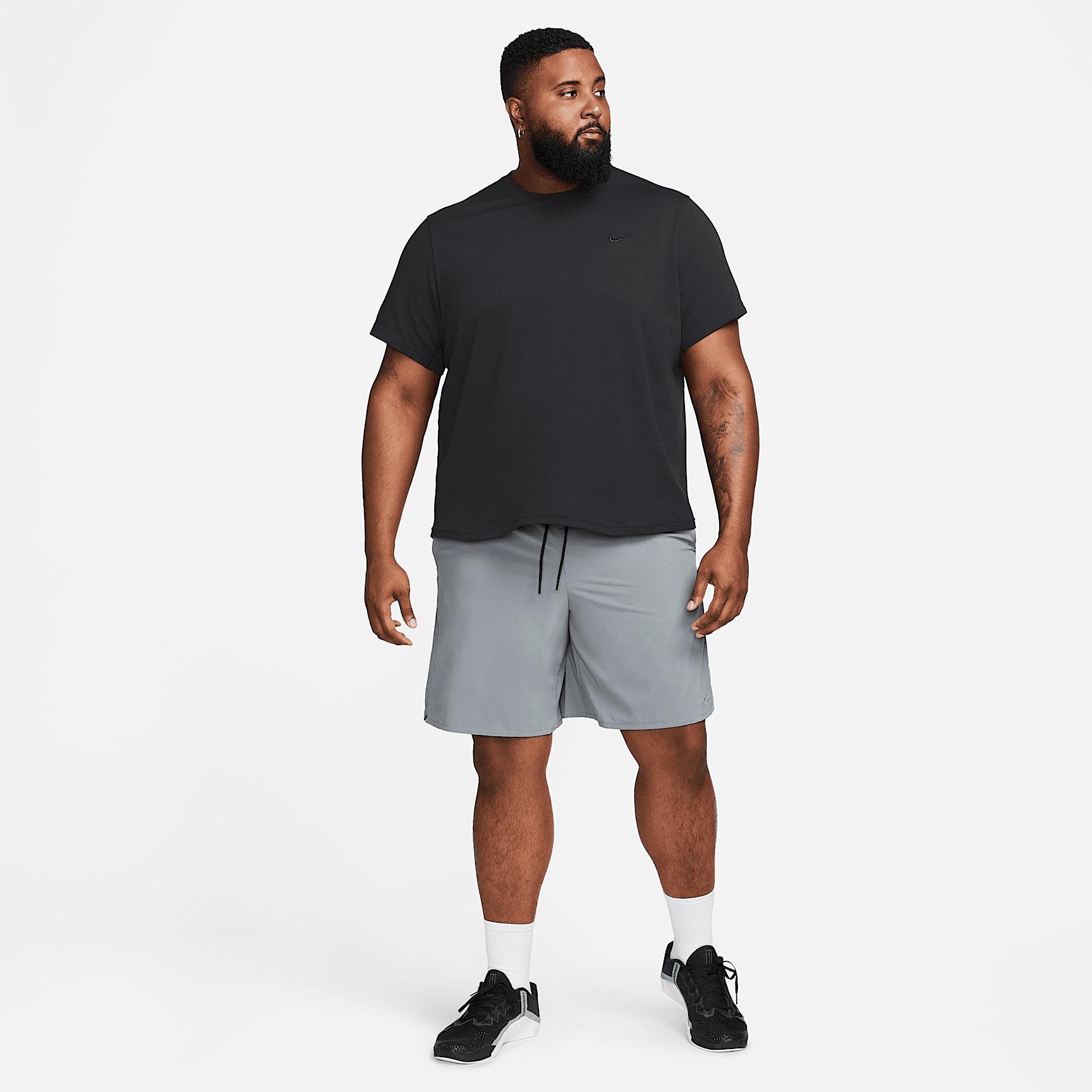 Nike Men's Primary Dri-FIT Short-Sleeve Versatile Top Product Image