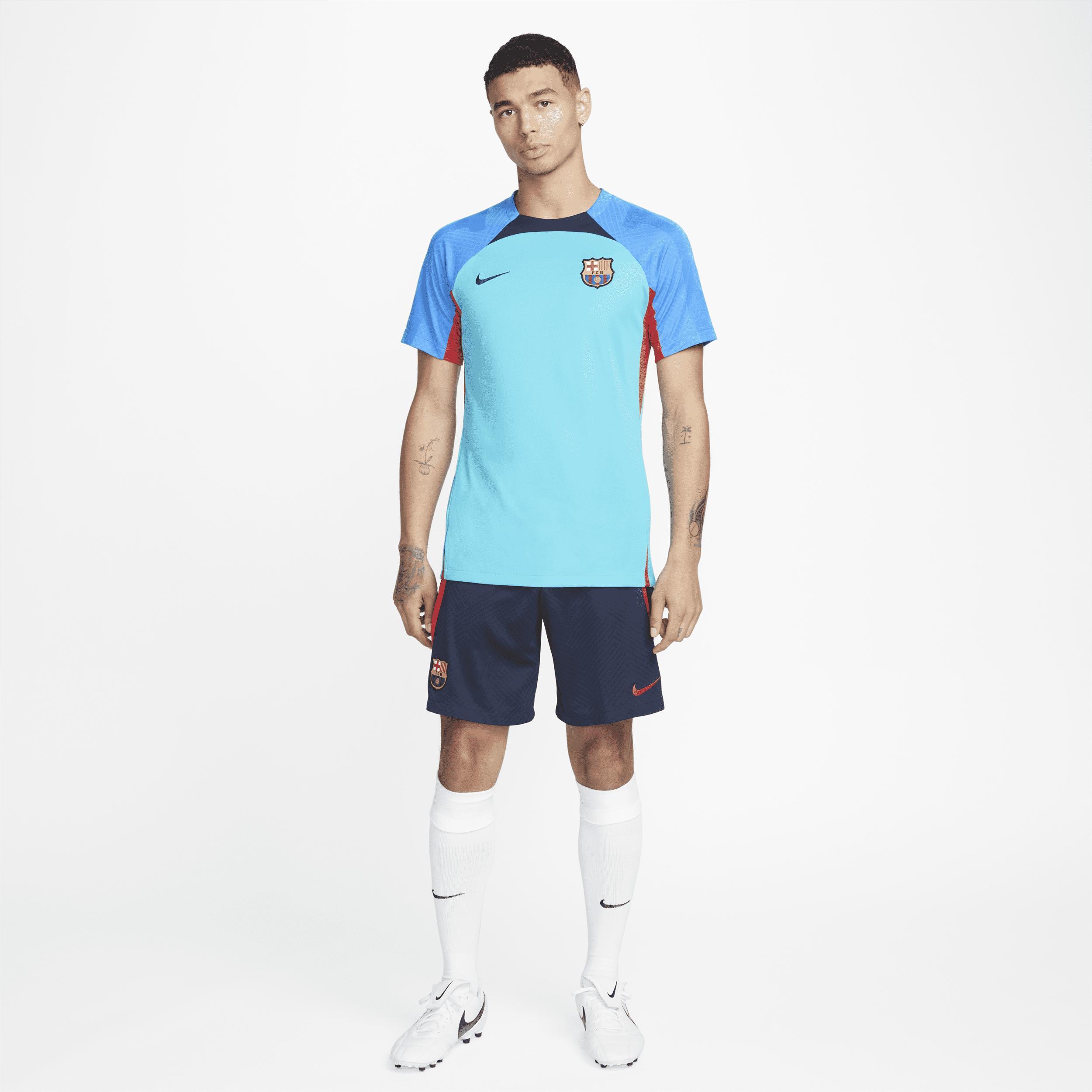 Men's Nike Maroon Liverpool 2022/23 Strike Performance Shorts, Size: Small, Lvp Red Product Image