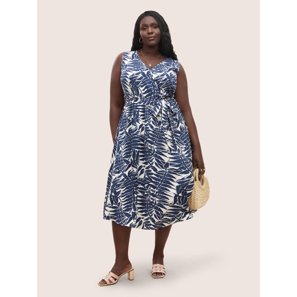 Plus Size Plants Wrap Pocket Sleeveless Belted Dress DarkBlue Women Resort Non Overlap Collar Sleeveless Curvy Midi Dress BloomChic 10/M Product Image