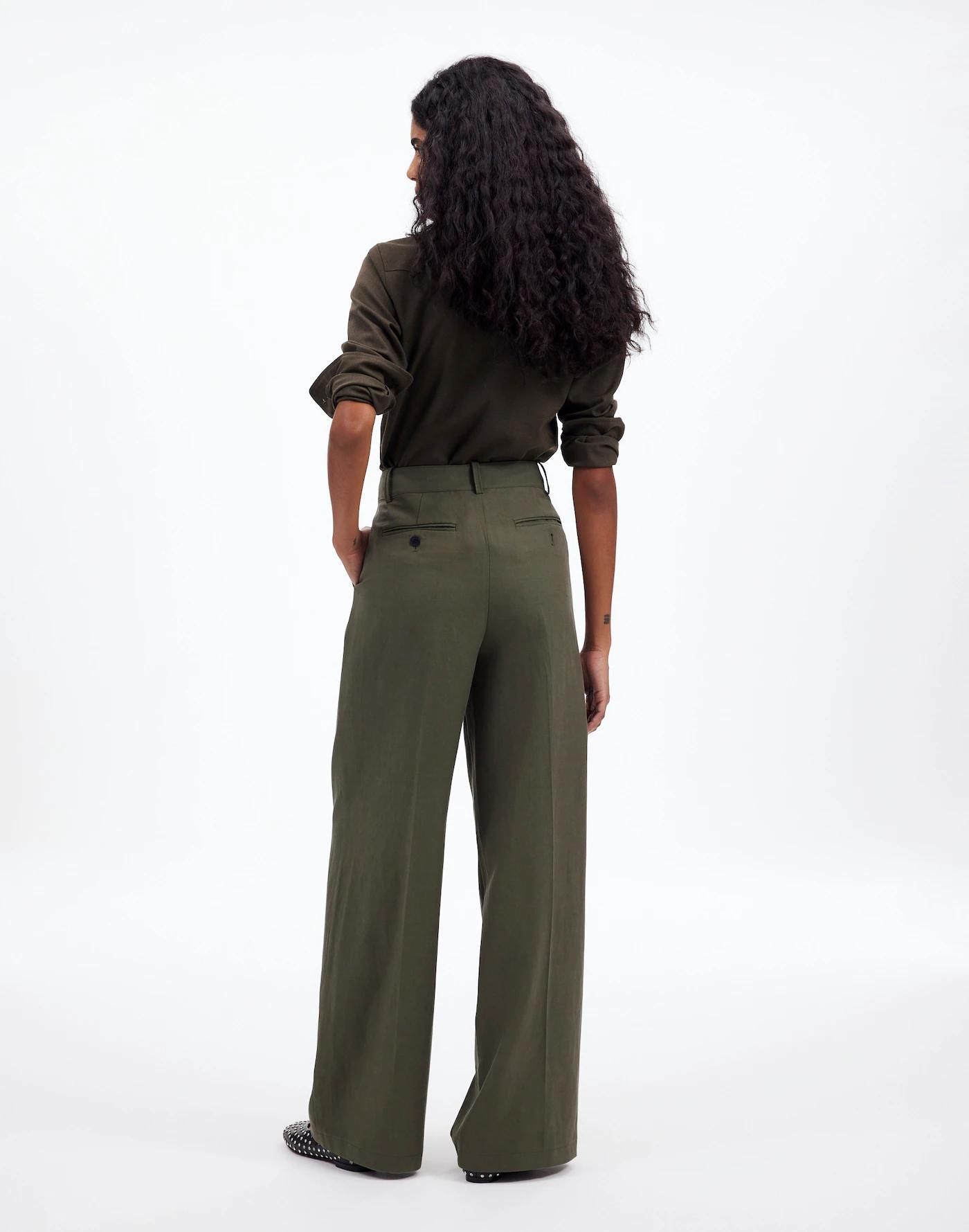The Harlow Wide-Leg Pant in Drapey Twill Product Image