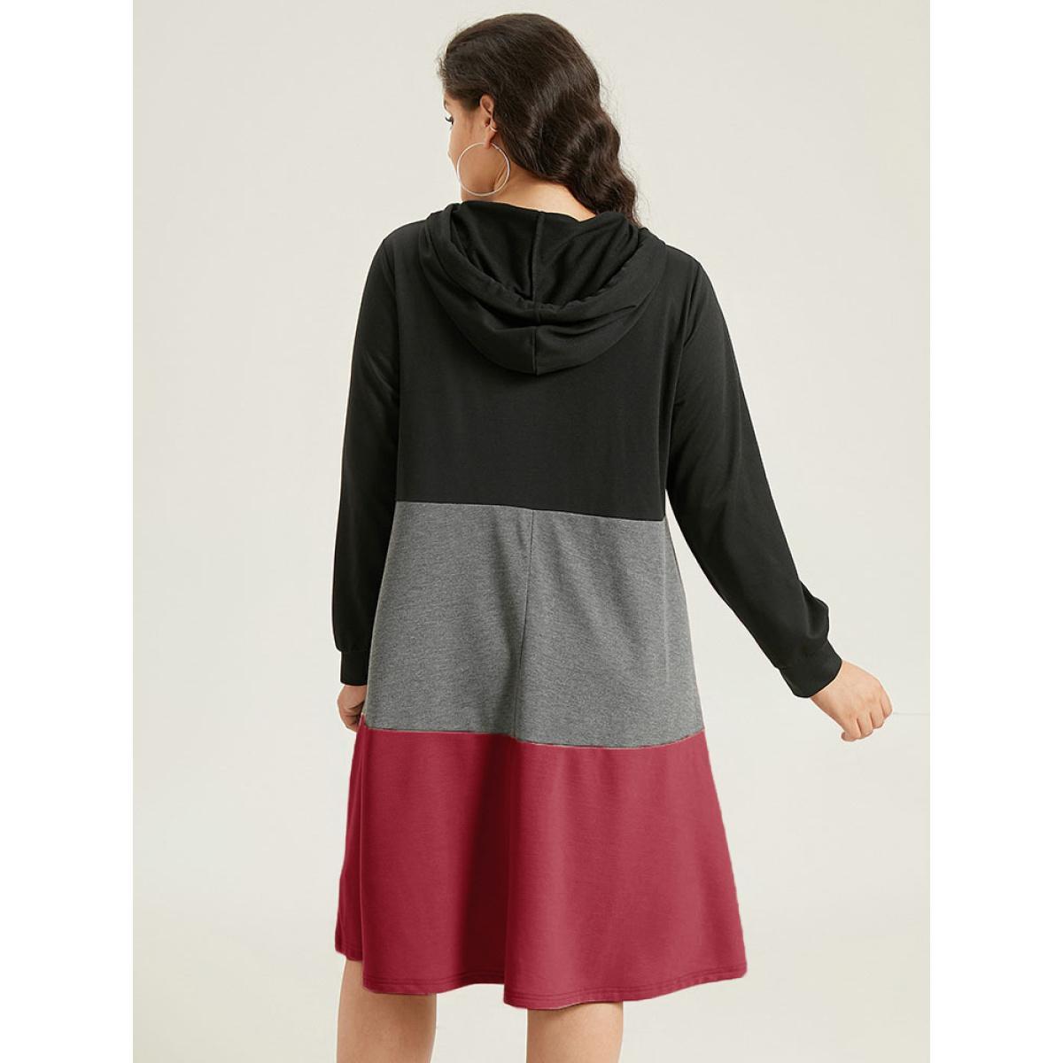 Plus Size Colorblock Contrast Hooded Drawstring Dress DarkGreen Women Casual Contrast Hooded Long Sleeve Curvy Midi Dress BloomChic 26/4X Product Image