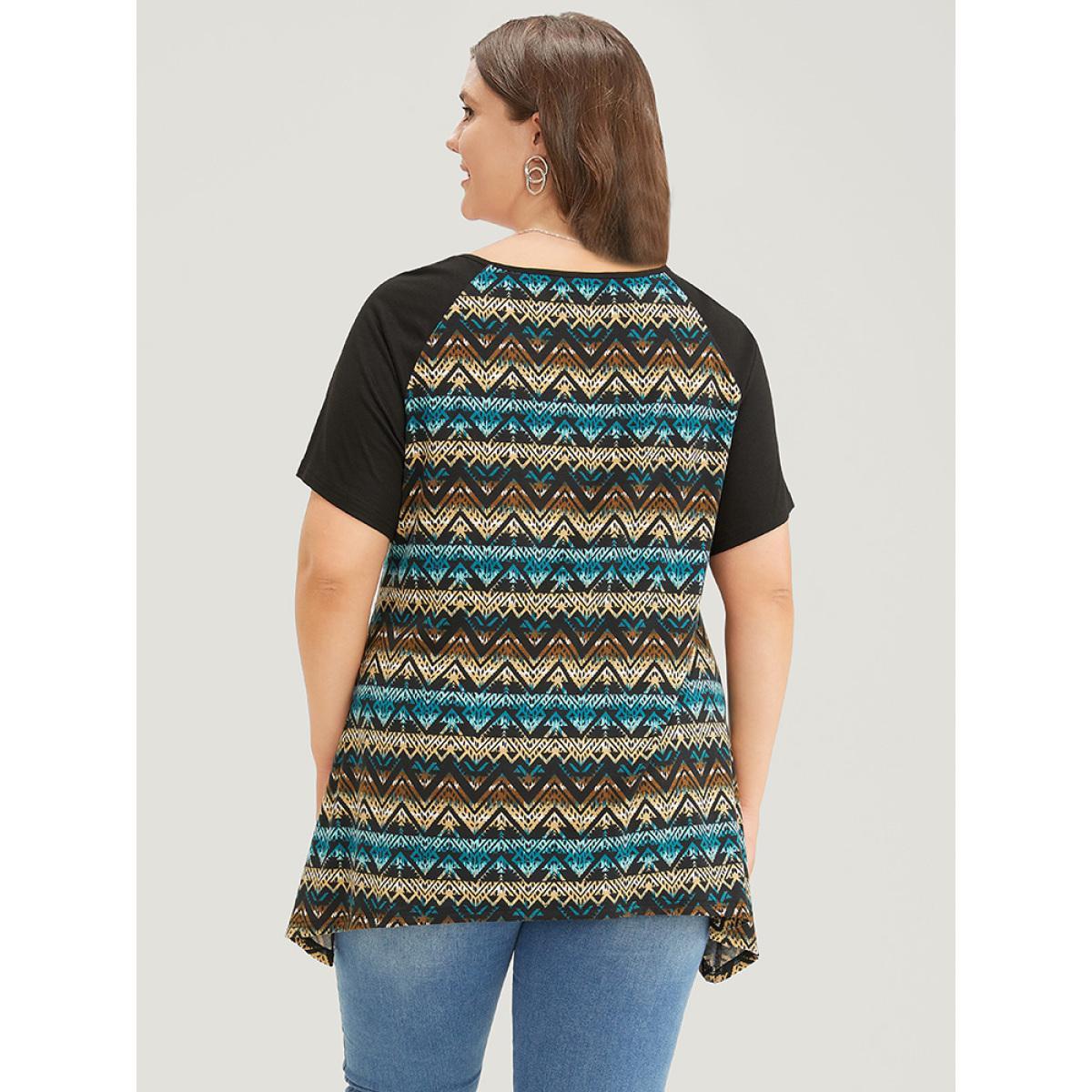 Plus Size Bandana Contrast Raglan Sleeve Asymmetrical T-shirt Black Women Elegant Bohemian Print Round Neck Dailywear T-shirts BloomChic 18-20/2X Product Image