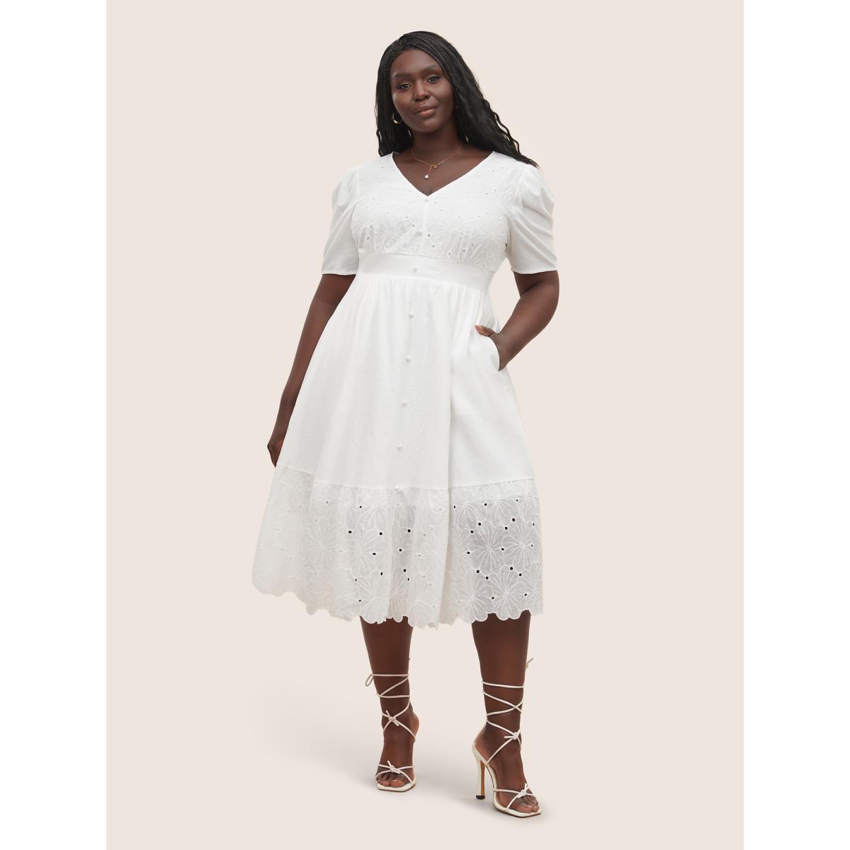 Plus Size Plain Button Detail Cut Out Puff Sleeve Dress White Women Resort Non V-neck Short sleeve Curvy Midi Dress BloomChic 22-24/3X Product Image