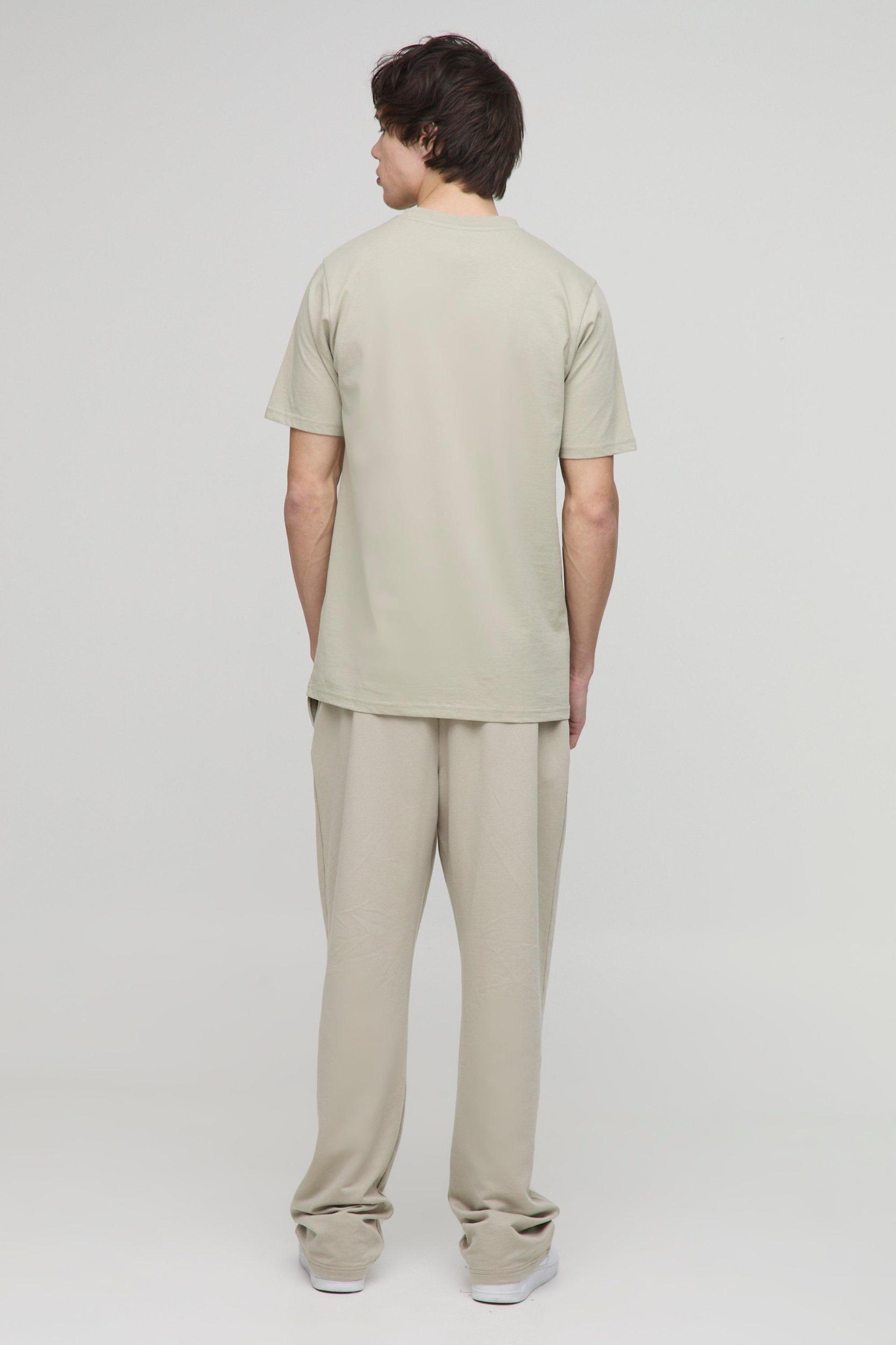 Tall Basic Slim Fit Crew Neck T-Shirt | boohooMAN USA Product Image