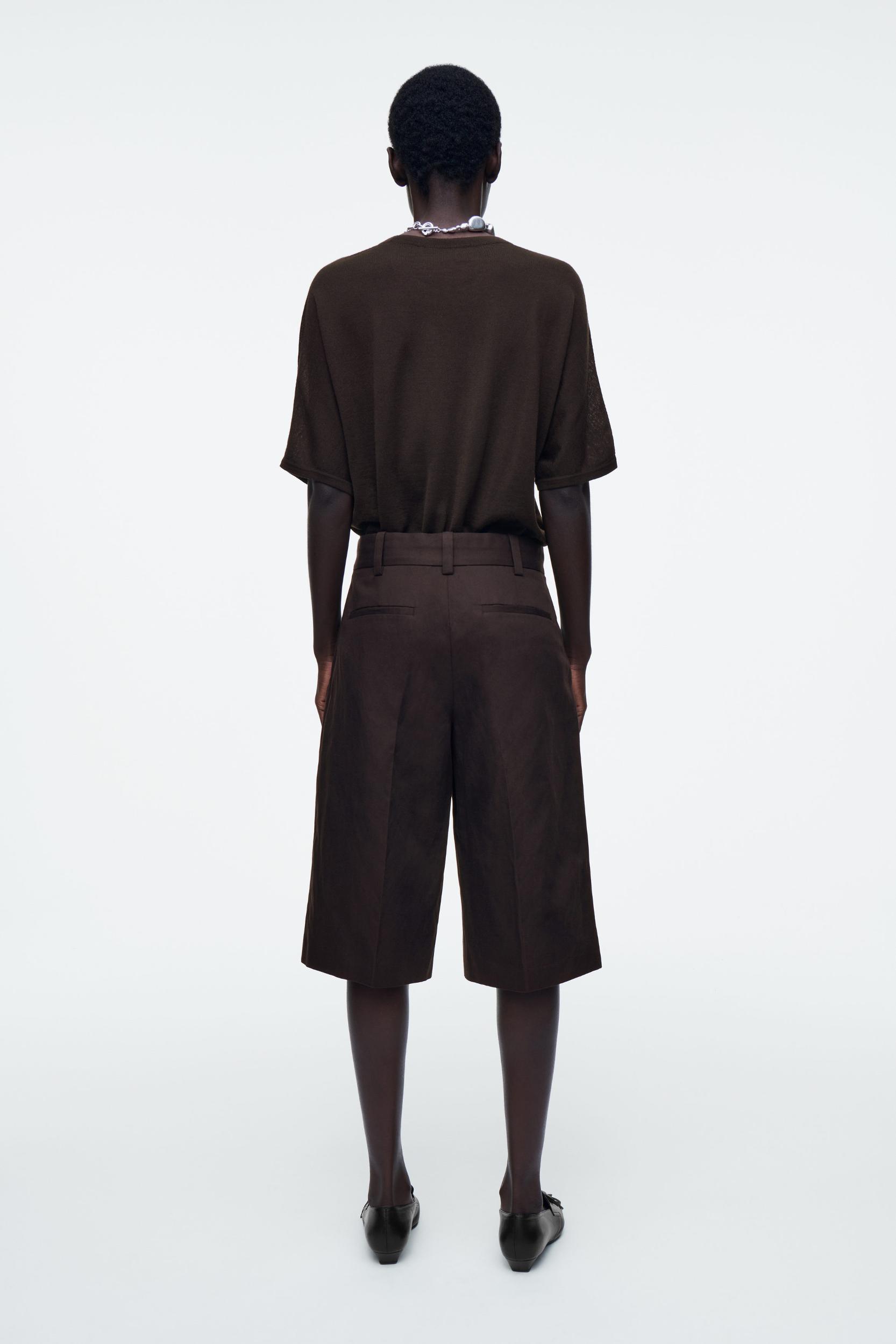 TAILORED LINEN-BLEND LONGLINE SHORTS Product Image