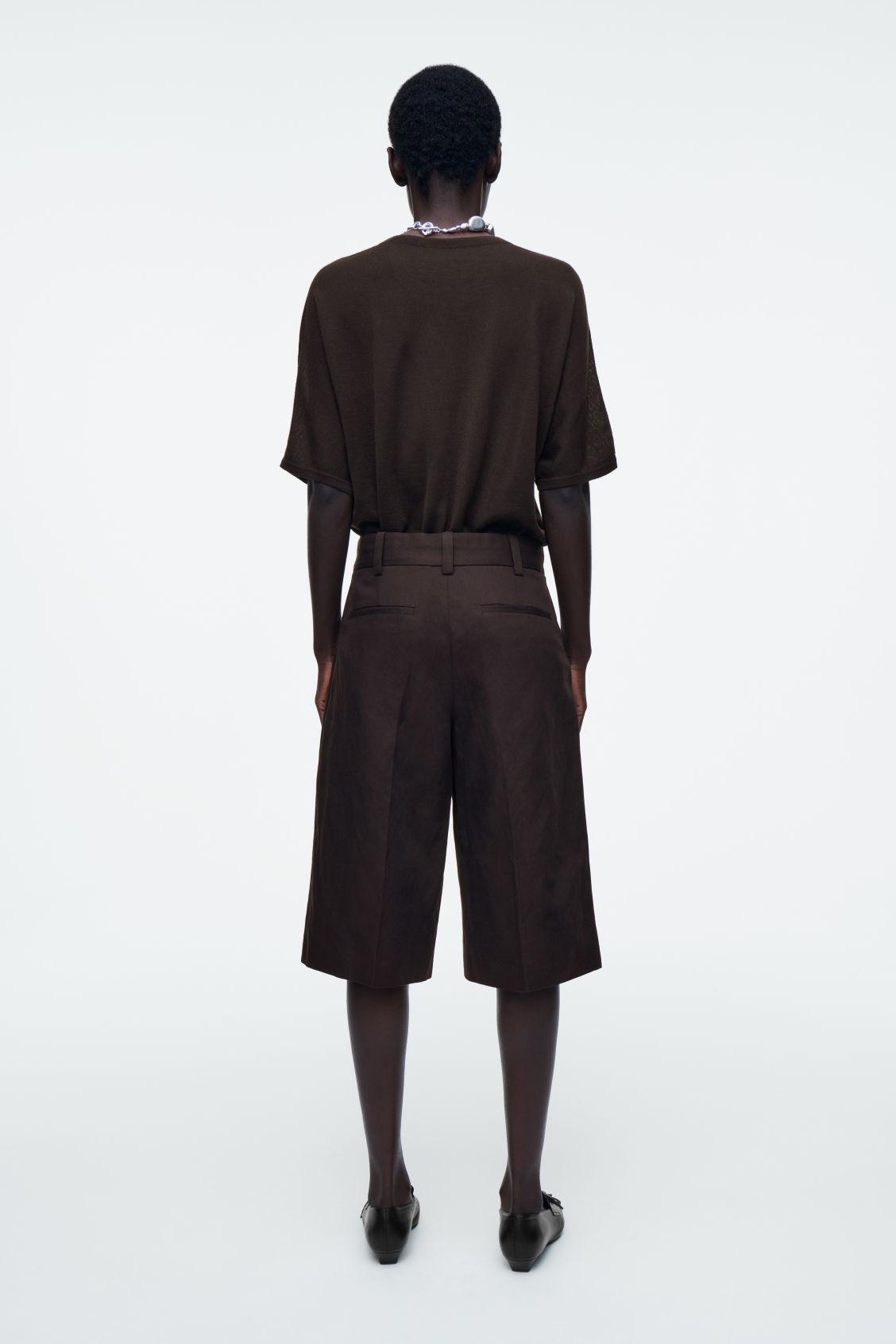 TAILORED LINEN-BLEND LONGLINE SHORTS Product Image