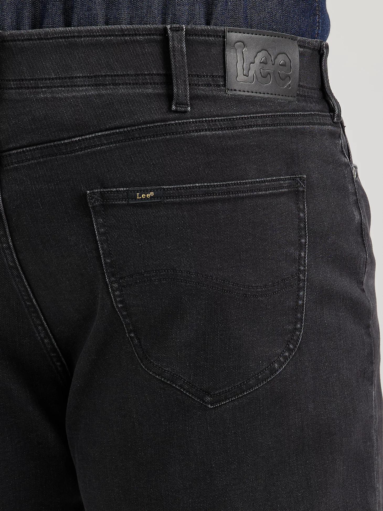 Men's Extreme Motion MVP Relaxed Straight Jean (Big & Tall) | Men's Jeans | Lee® Product Image
