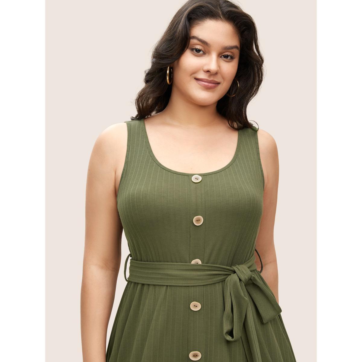 Plus Size Solid Button Detail Sleeveless Knit Dress ArmyGreen Women Casual Texture U-neck Sleeveless Curvy Midi Dress BloomChic 28/5X Product Image